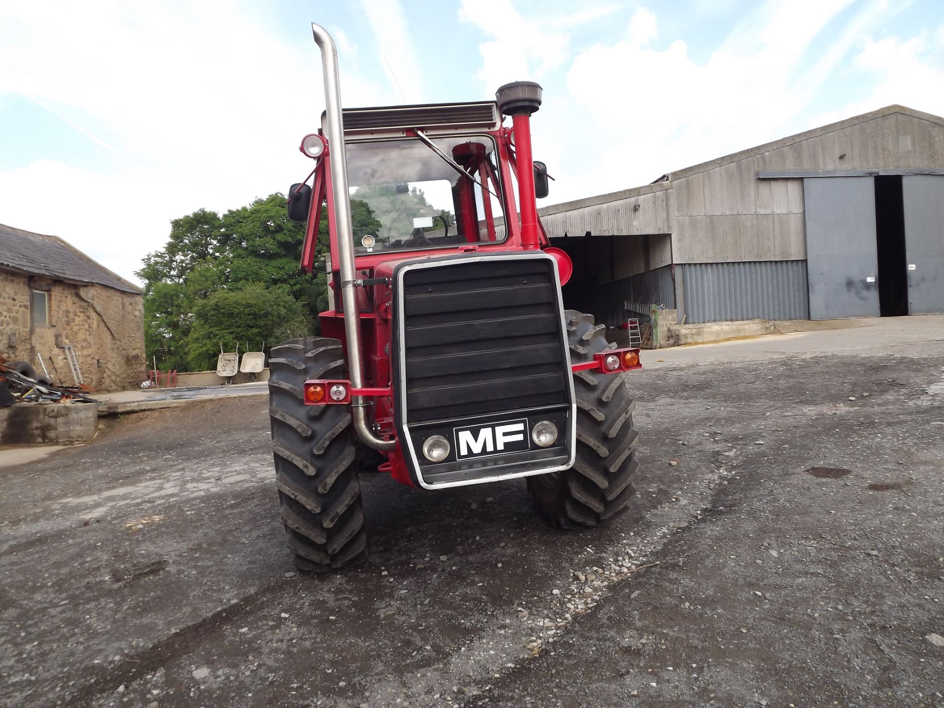 Massey Ferguson 1200 4wd TRACTOR - Image 2 of 4