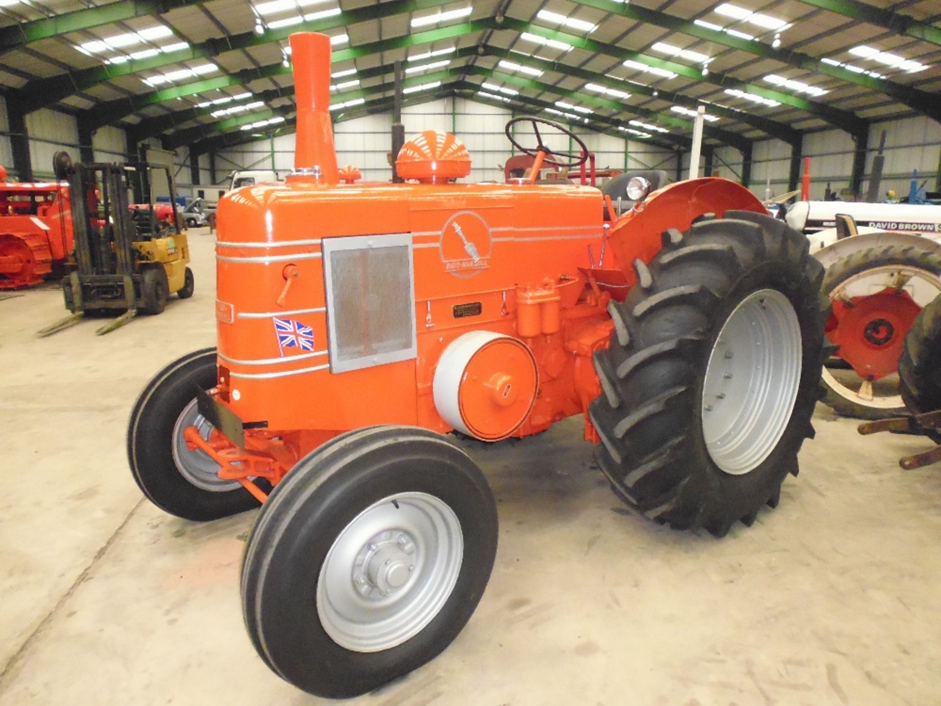 1953 FIELD MARSHALL Series 3A single cylinder diesel TRACTOR Reg No: 289 XUG Serial No: 15833  The - Image 2 of 4