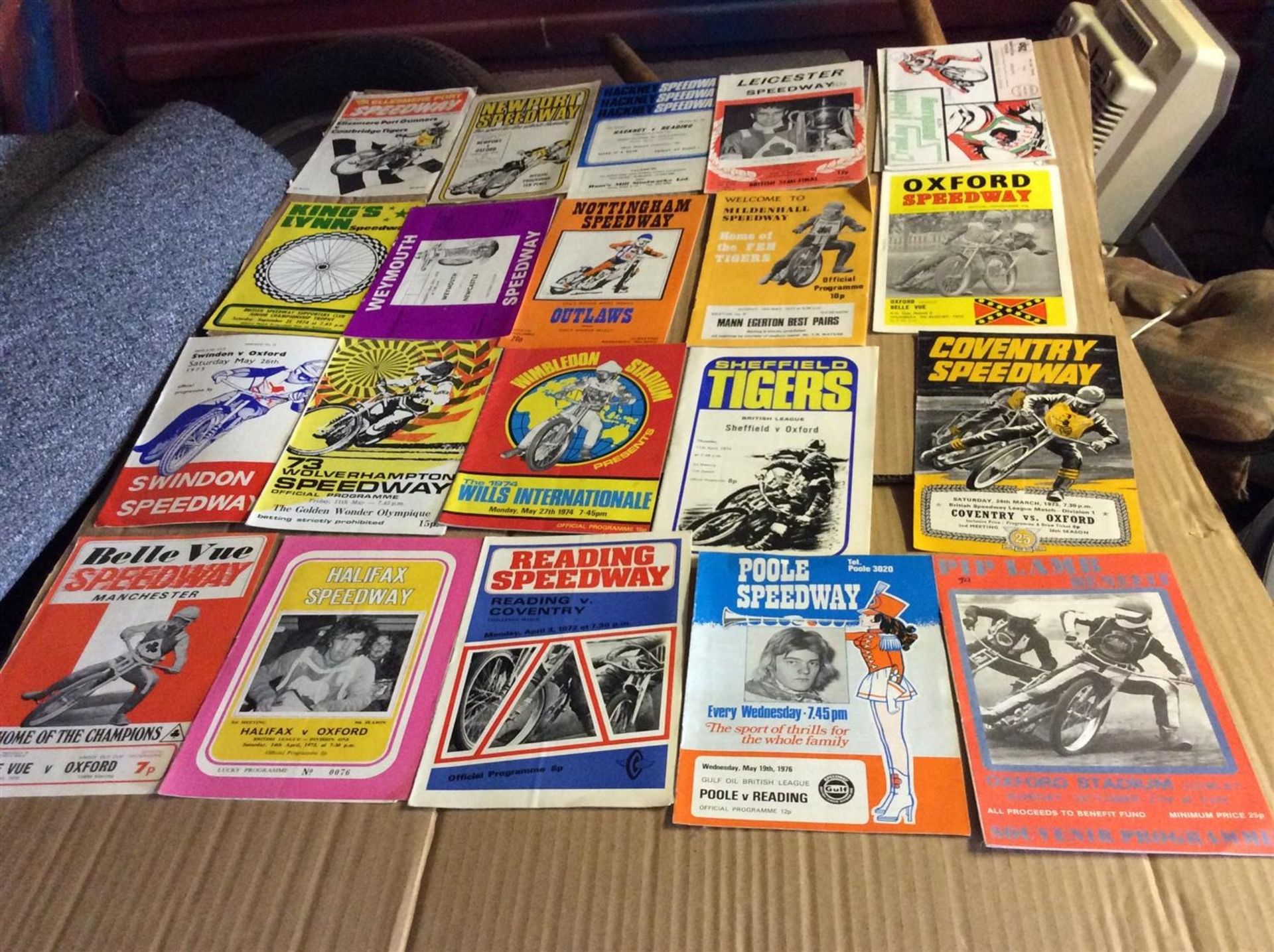 Approx 200 Speedway Programmes for various tracks around the UK from the 1960s