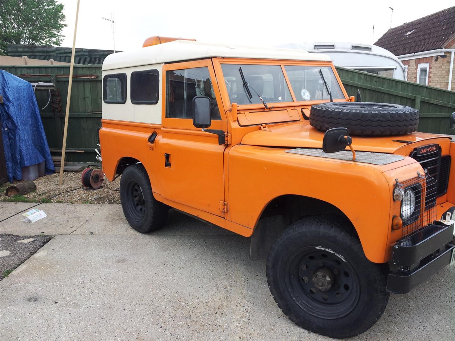 1972 Land Rover Series 3 Reg. No. KLD 935K Chassis No. 90102031A This 2.8 litre diesel Series 3 is - Image 3 of 3