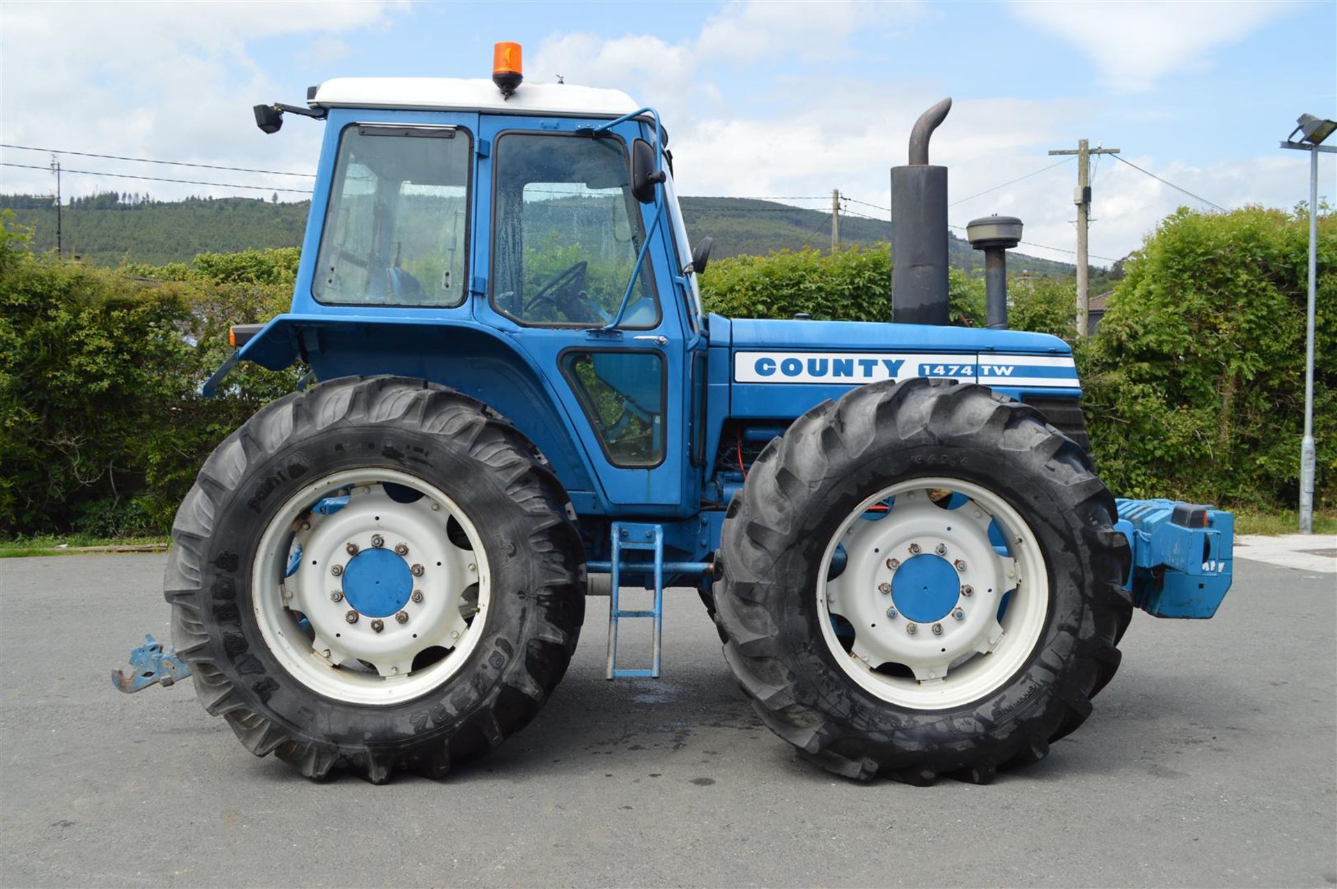 1980 County 1474 TW 4wd 6cylinder TRACTOR Reg. No. 80WWW320 Serial No. 41253904766 The 1474 was