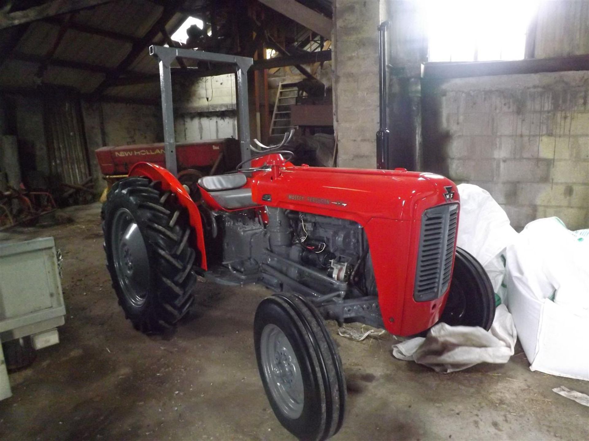 MASSEY FERGUSON 35 3cylinder diesel TRACTOR fitted with roll bar Repainted to a high standard &