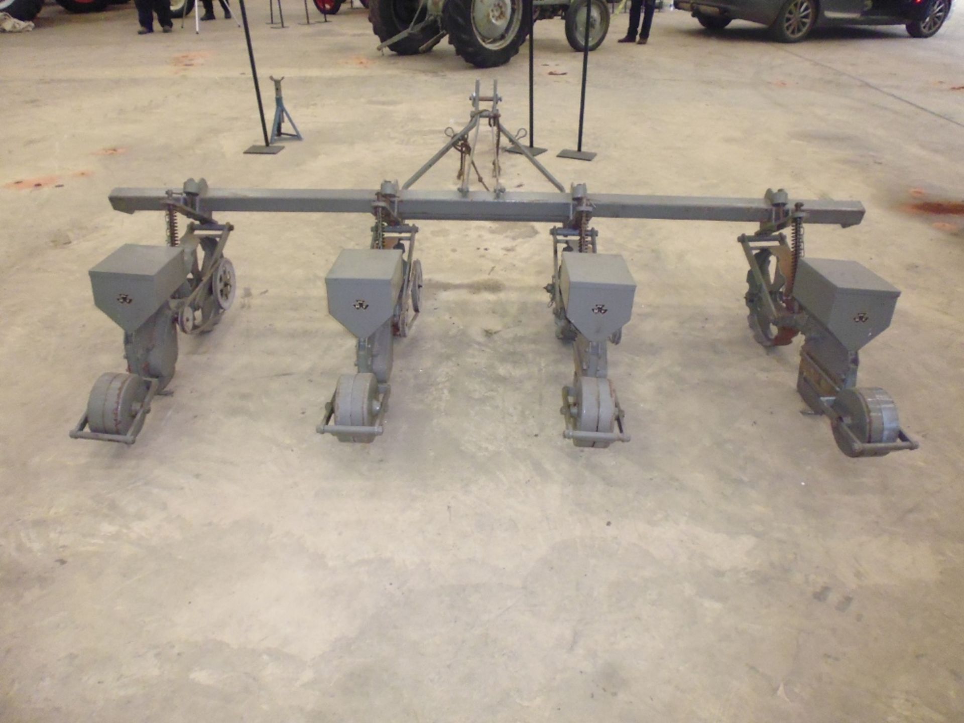 Massey Ferguson mounted 4row precision drill, Model 32-7 Sn. S225 - Image 3 of 3