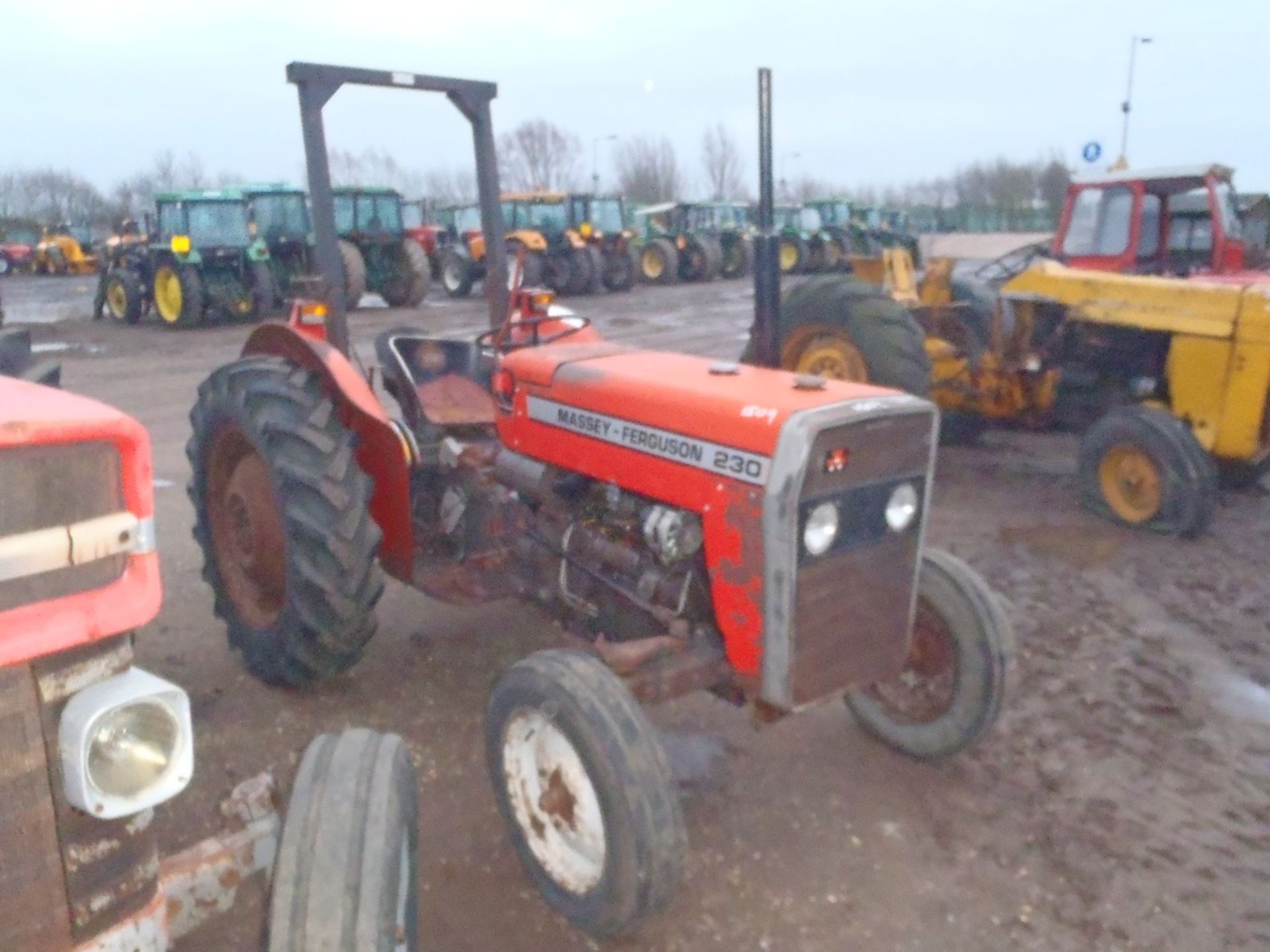 Massey Ferguson 230 Tractor Reg No. F671 RUY - Image 3 of 9