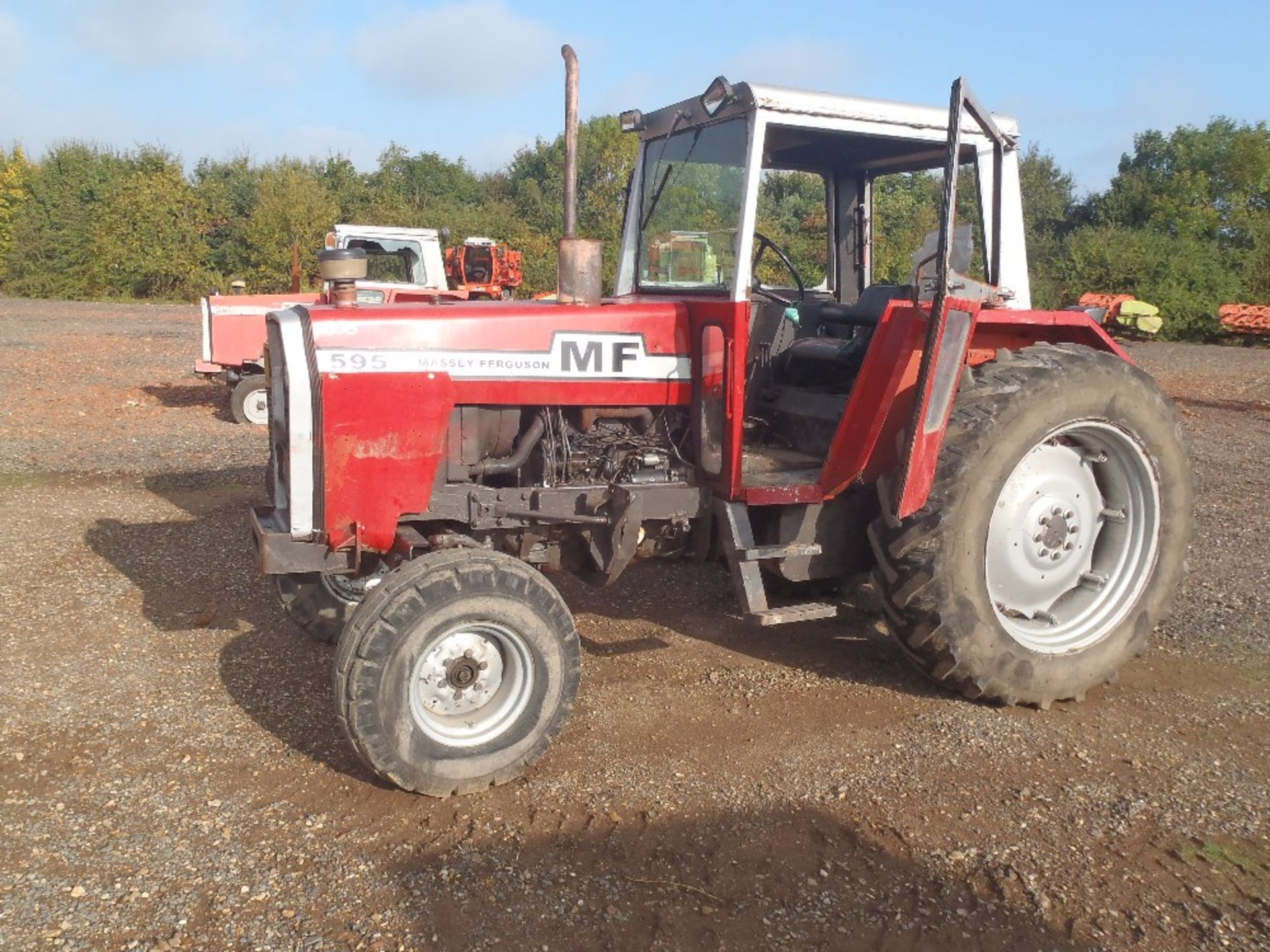 Massey Ferguson 595 2wd Tractor Ser No 215025