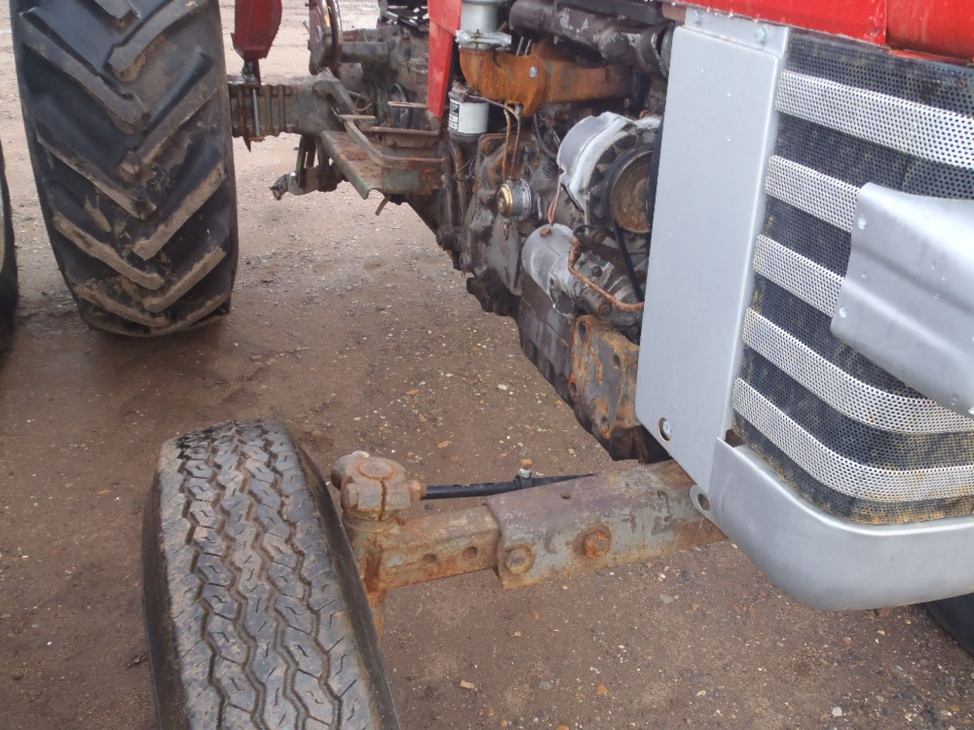 Massey Ferguson Tractor - Image 9 of 10