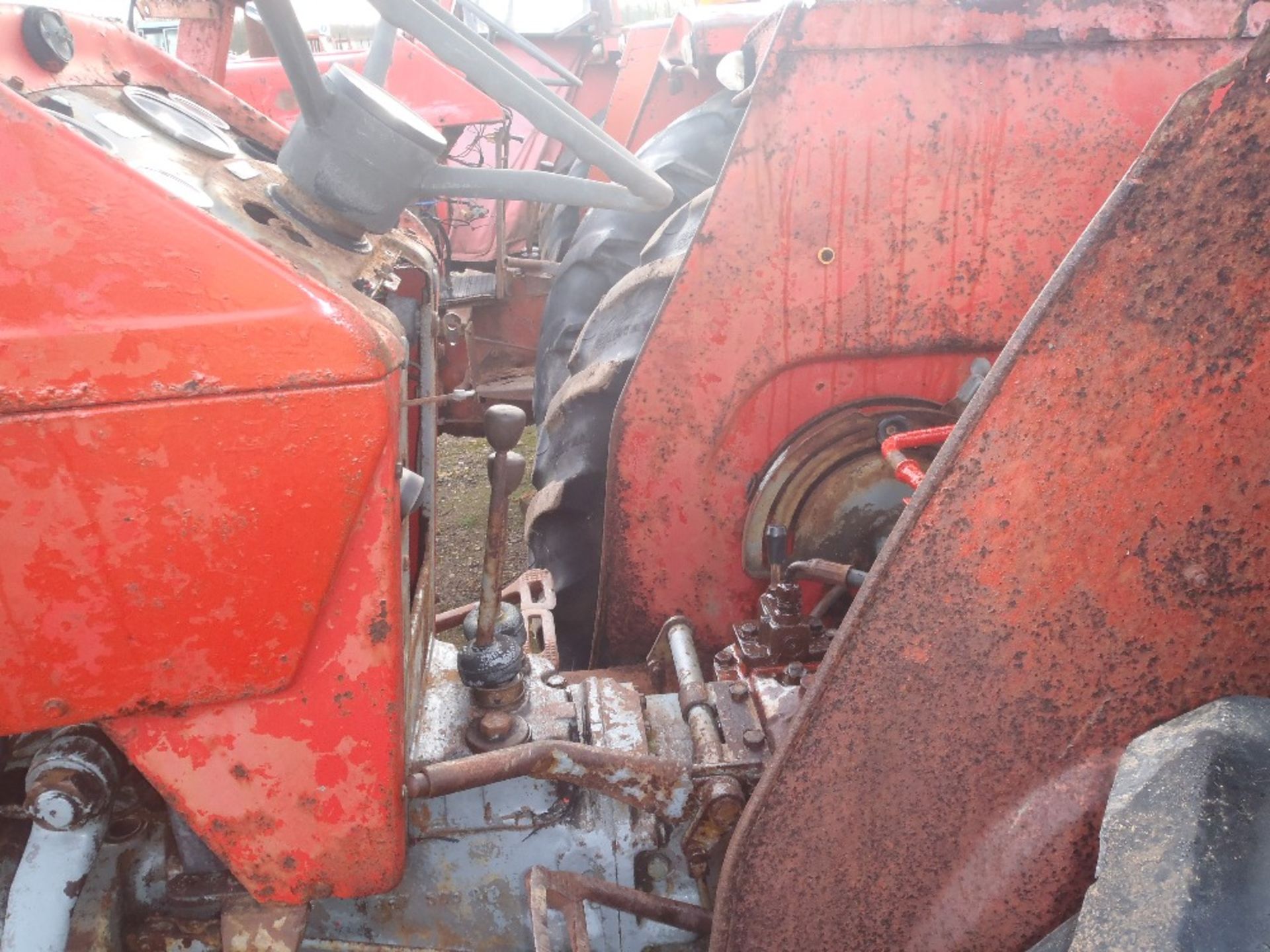 Massey Ferguosn 185 Tractor With 4 Bolt Lift Pump Ser No 316679 - Image 10 of 10