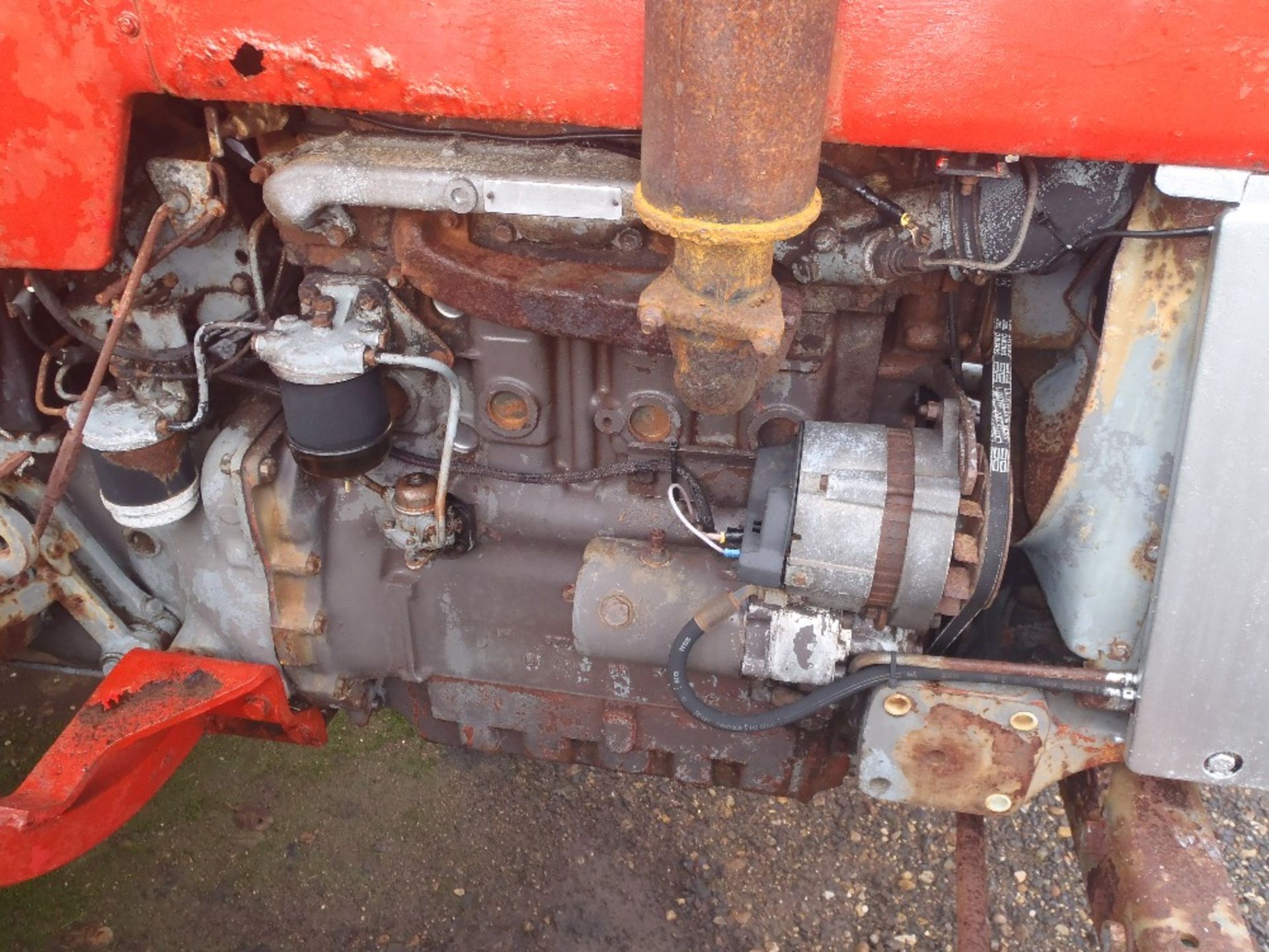 Massey Ferguosn 185 Tractor With 4 Bolt Lift Pump Ser No 316679 - Image 7 of 10