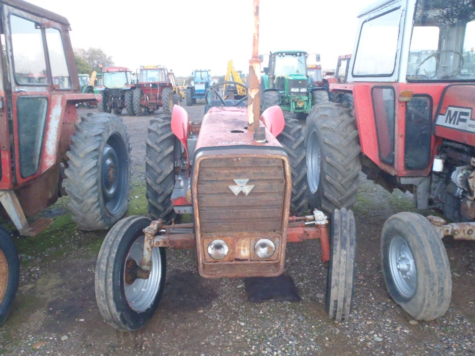 Massey Ferguson 550 2wd Tractor. No V5. Ser.No.617653 - Image 2 of 9