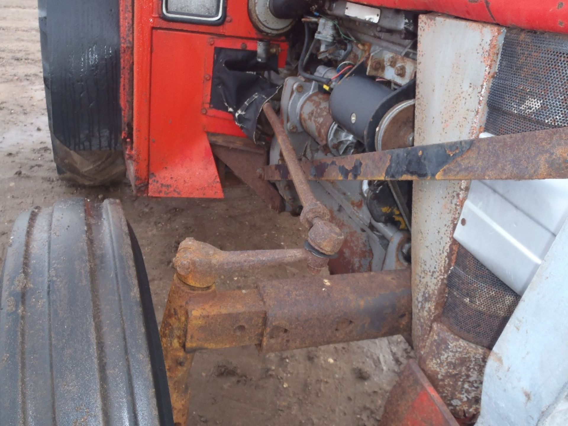 Massey Ferguson 135 Tractor with QD Cab. V5 will be supplied. Reg.No.OSM 348S Ser No 475578 - Image 7 of 9