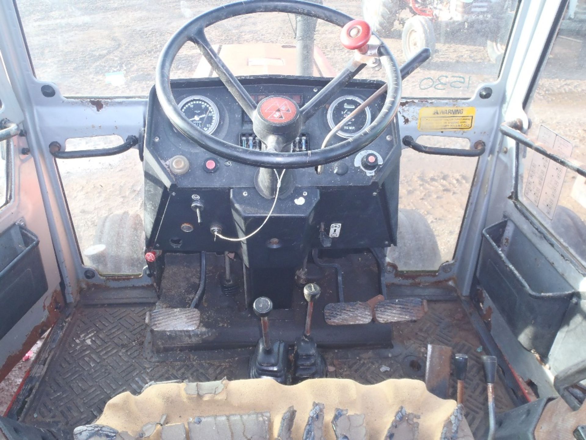 Massey Ferguson 690 Tractor No V5 - Image 5 of 9