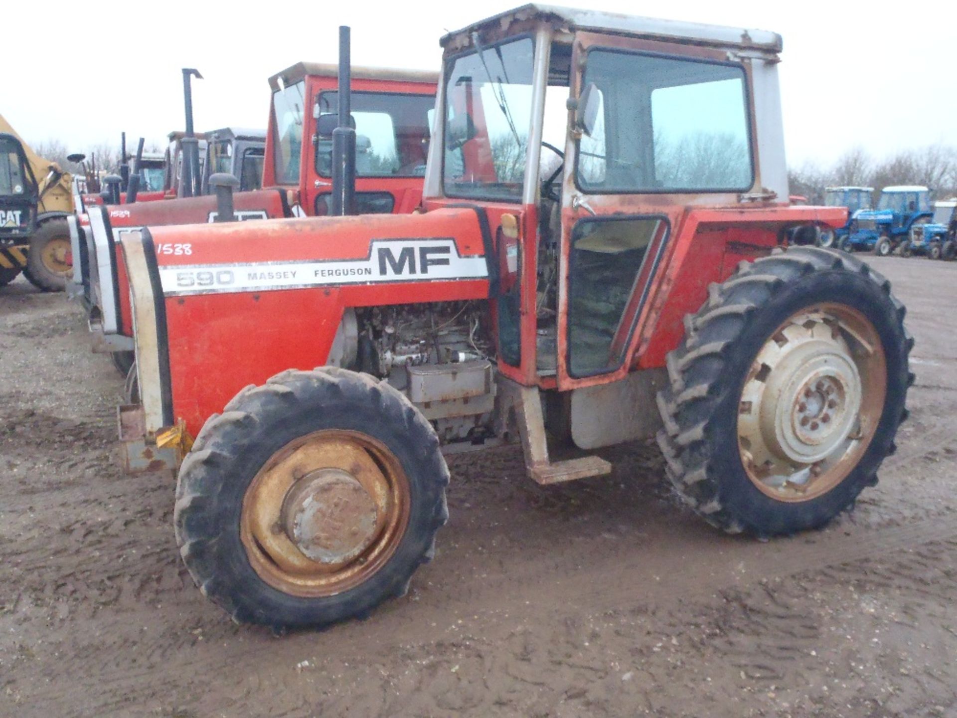 Massey Ferguson 590 4wd Tractor Power Steering. T Reg