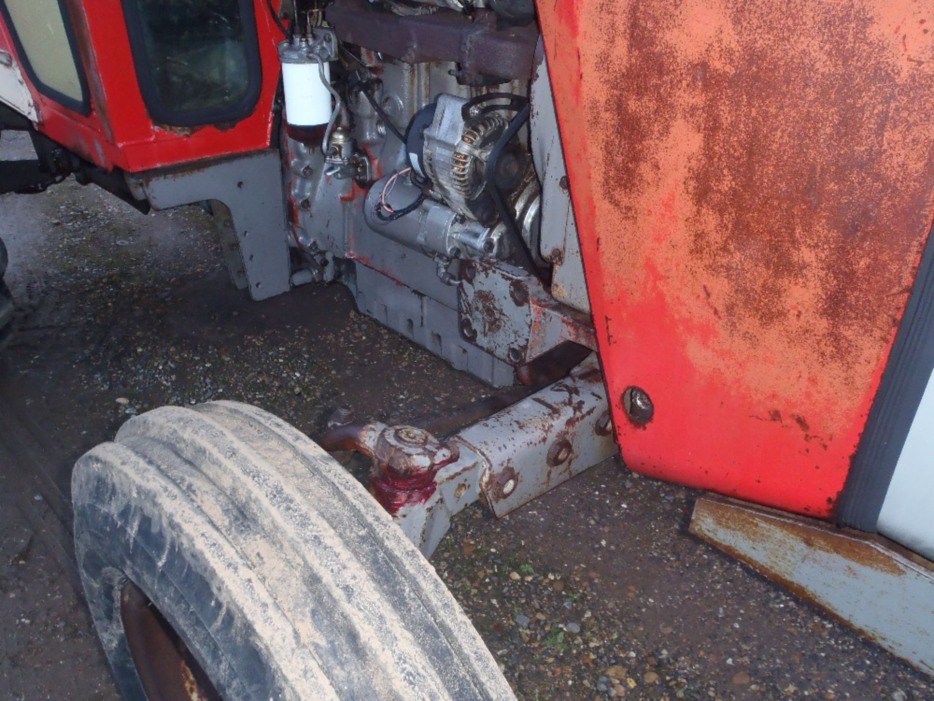 Massey Ferguson 575 Tractor Reg No YAH 374S Ser No 268733 - Image 7 of 9