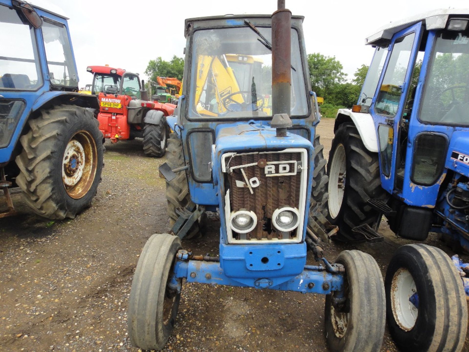 Ford 6600 Tractor Ser.No. B988267 - Image 2 of 9