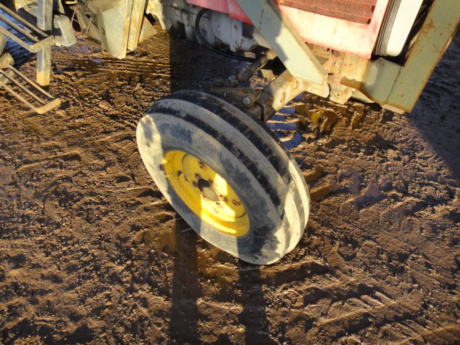 Massey Ferguson 3070 Tractor with Hyd Arms, Spare Bucket Reg No K849 PJU Ser No 005013 - Image 7 of 24