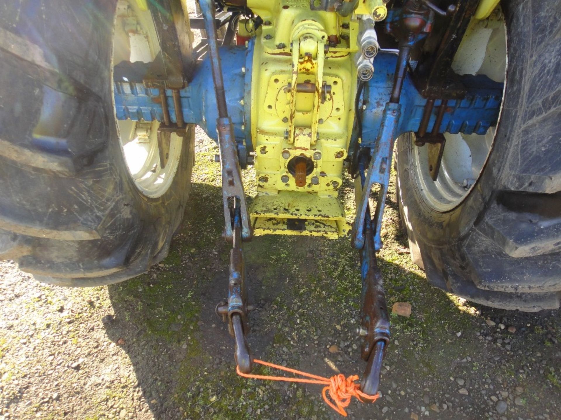 New Holland 7740 S 2wd Tractor with Manual Gearbox Ser No BD09598 - Image 5 of 12