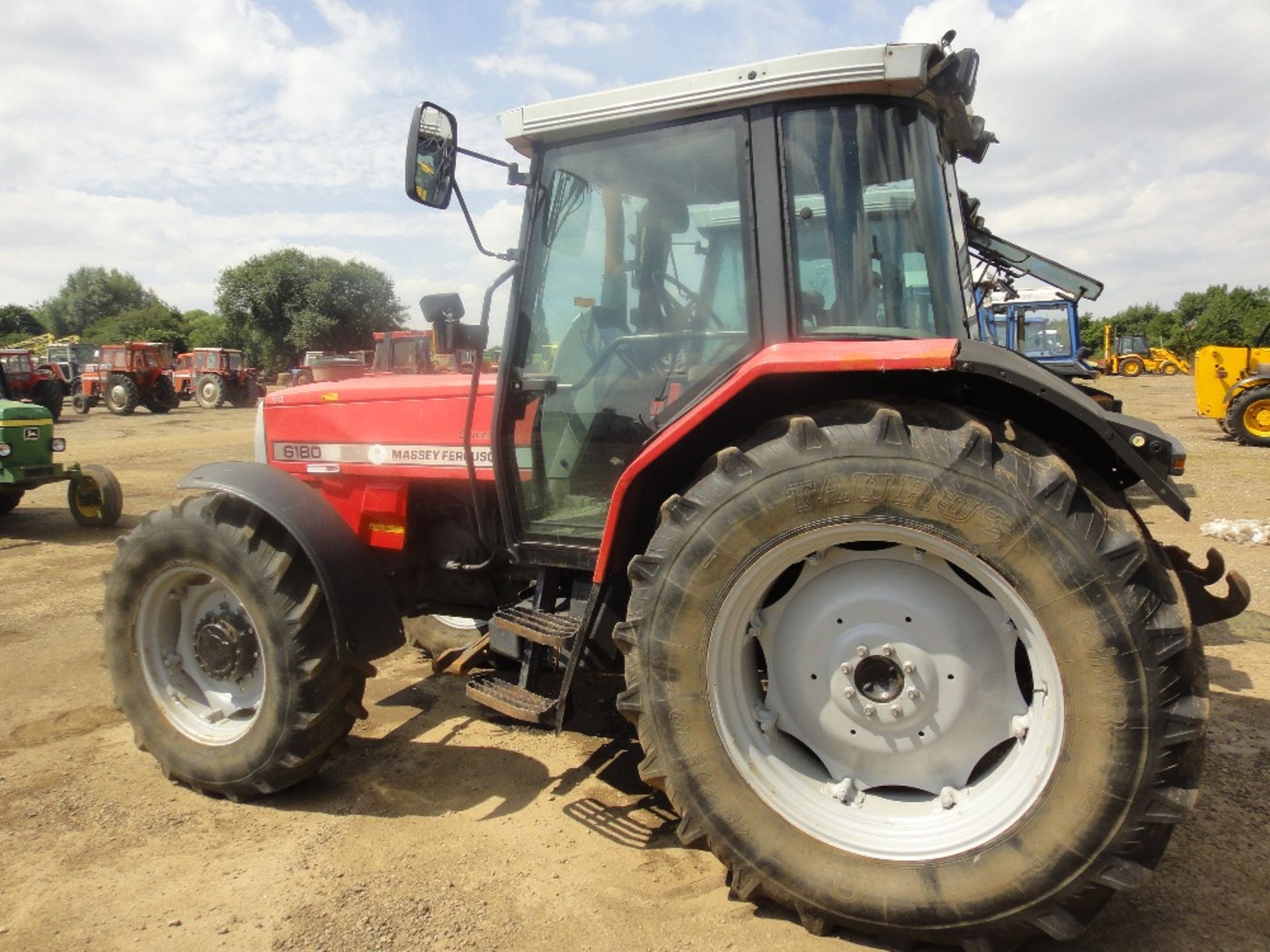 1999 Massey Ferguson 6180 Dynashift Tractor. Reg.No. T32 JHH. Ser.No. G258013 - Image 4 of 9