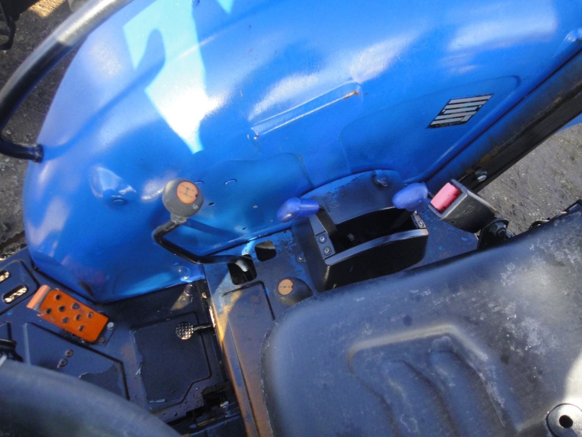 New Holland TN55 Tractor Ser No 00123654 - Image 7 of 9