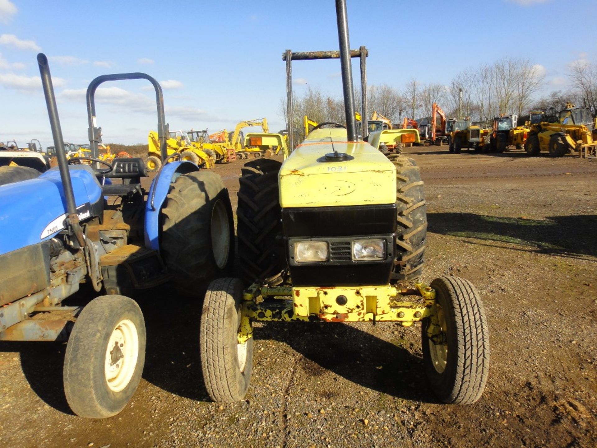 New Holland 7740 S 2wd Tractor with Manual Gearbox Ser No BD09598 - Image 2 of 12