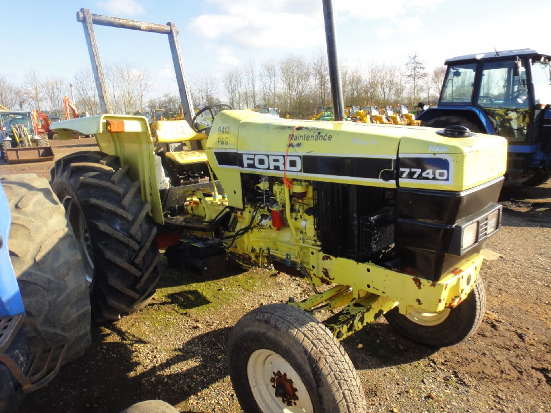 New Holland 7740 S 2wd Tractor with Manual Gearbox Ser No BD09598 - Image 3 of 12