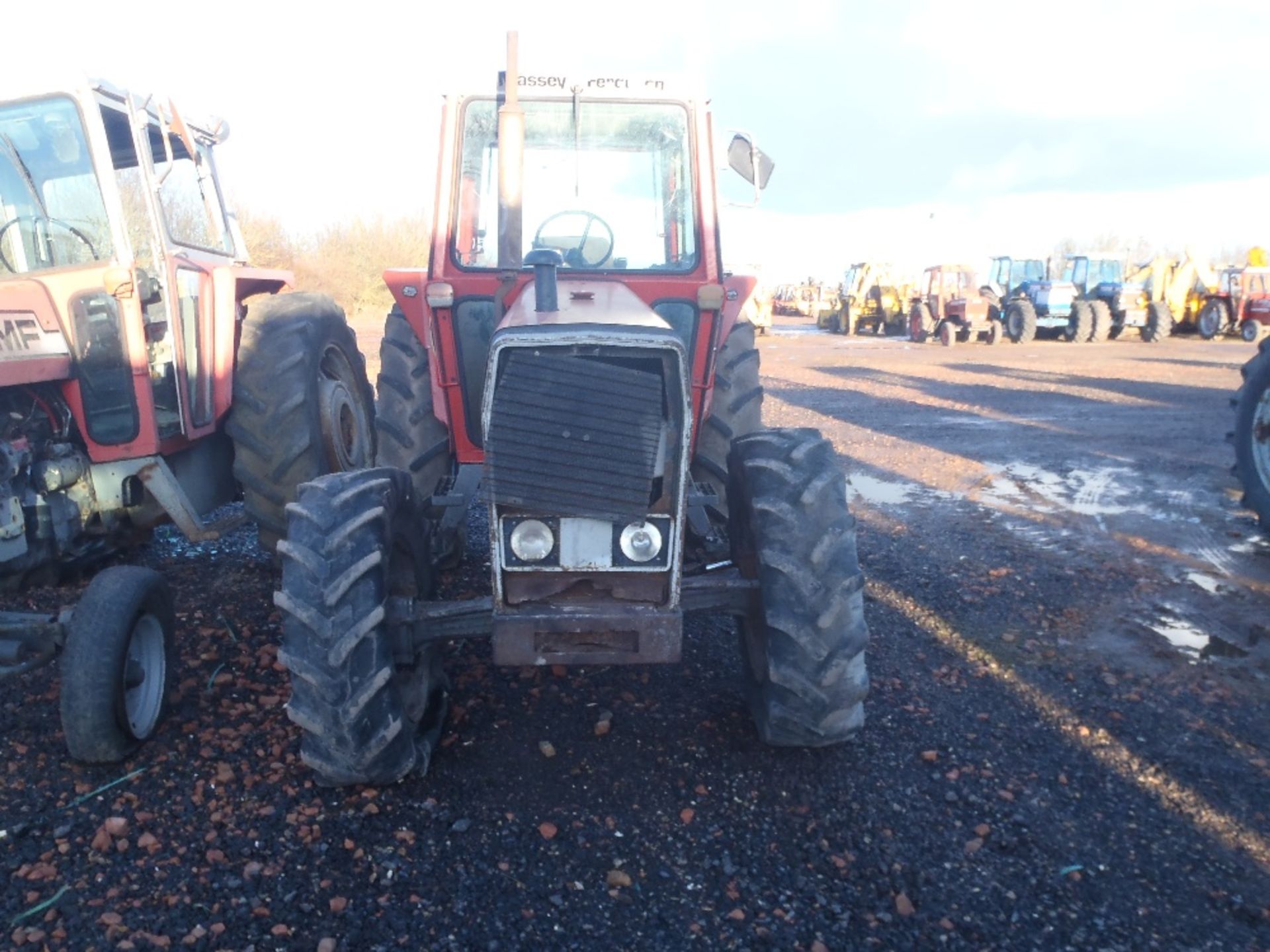 Massey Ferguson 590 4wd Tractor V5 will be supplied Ser No J195065 - Image 2 of 10