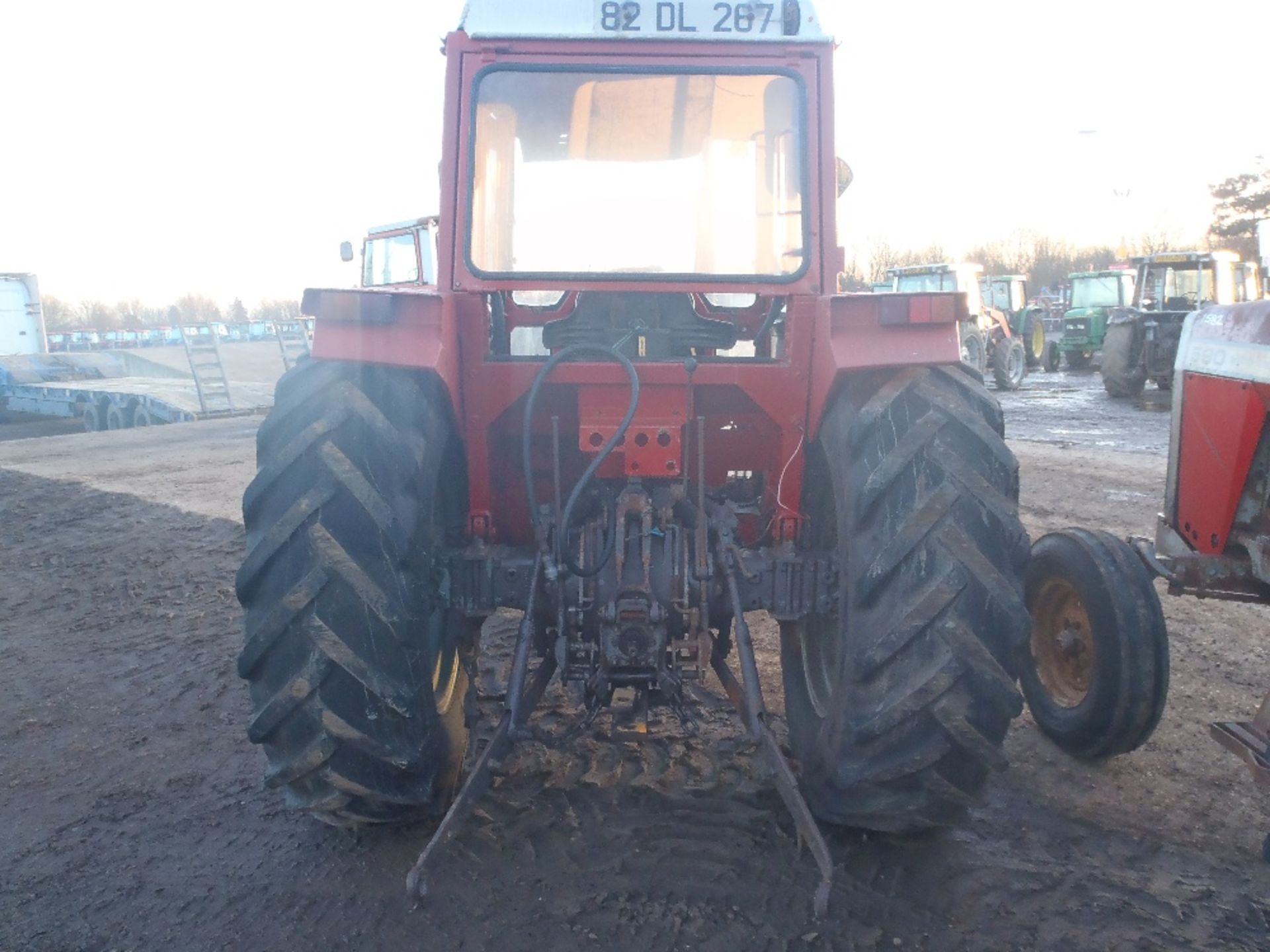 Massey Ferguson 265 8 Speed Tractor - Image 4 of 4