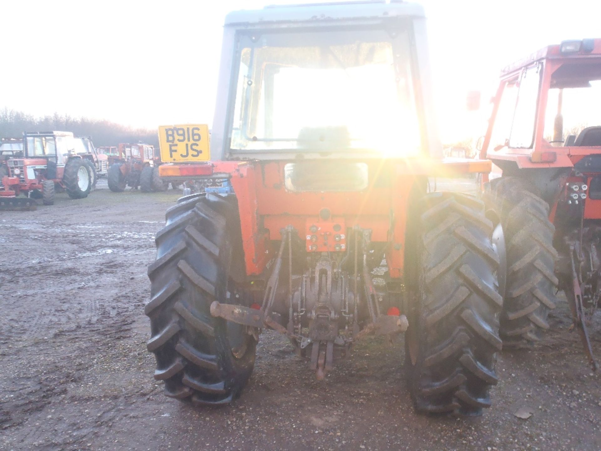 Massey Ferguson 675 Tractor with Loader. No V5. Reg.No. B916 FJS Ser No T181013 - Image 4 of 6