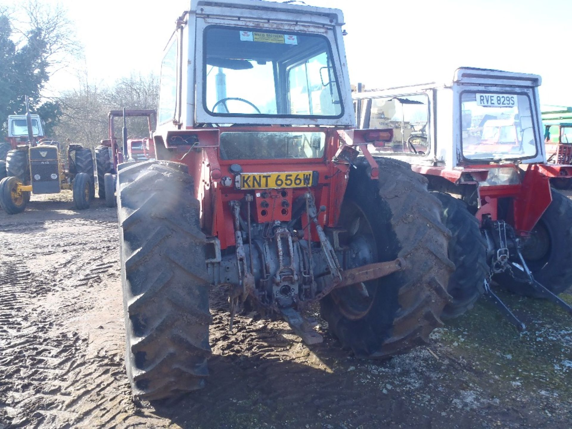 Massey Ferguson 575 4wd Tractor Reg No KNT 656W Ser No A169067 - Image 4 of 11