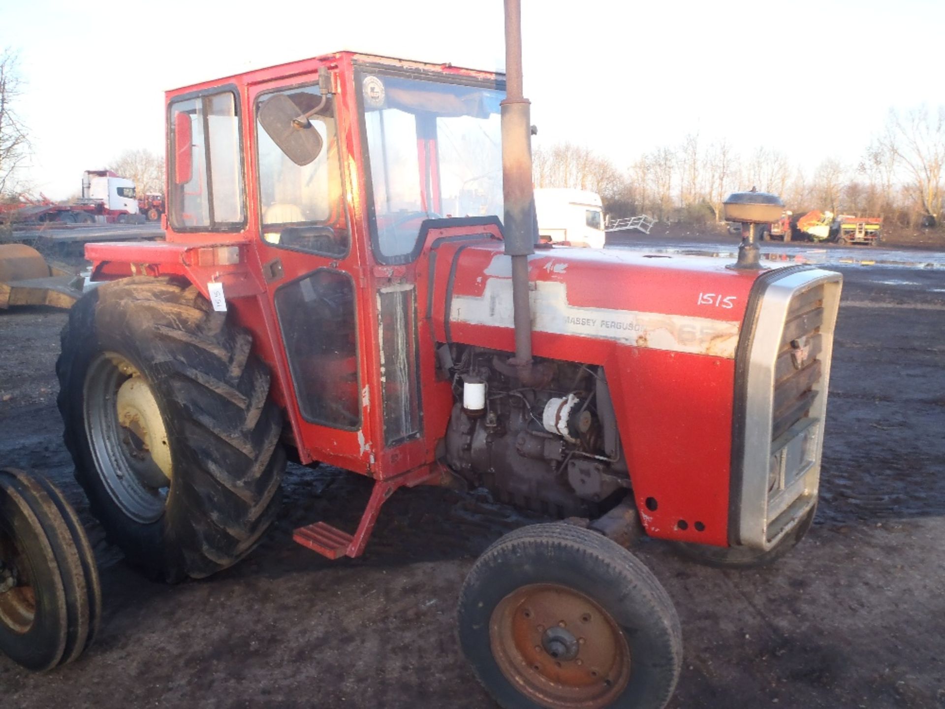 Massey Ferguson 265 8 Speed Tractor