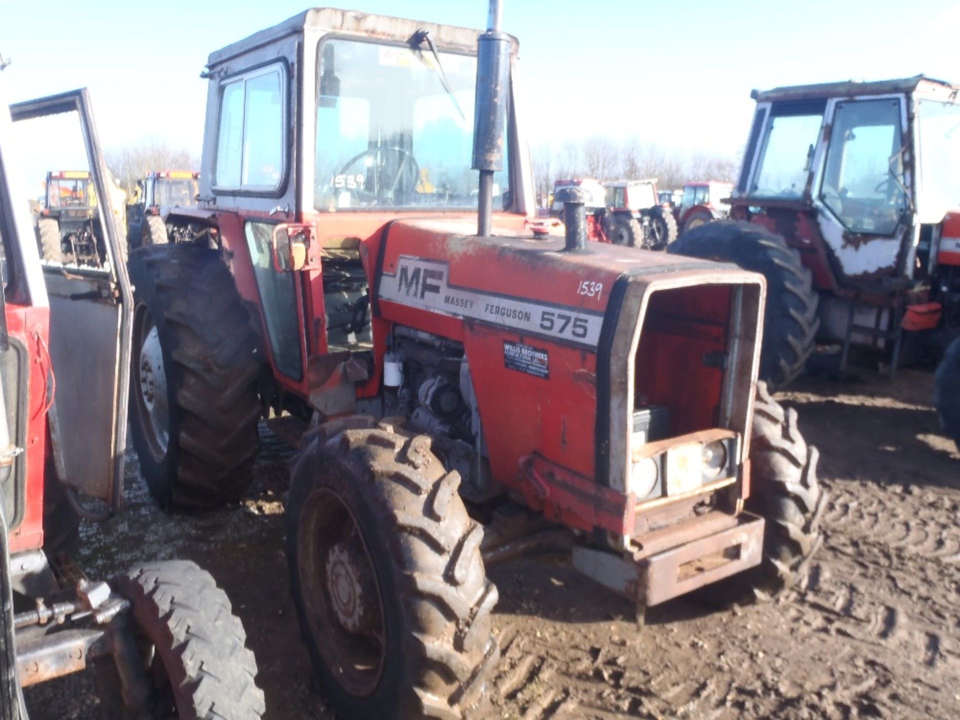 Massey Ferguson 575 4wd Tractor Reg No KNT 656W Ser No A169067 - Image 3 of 11