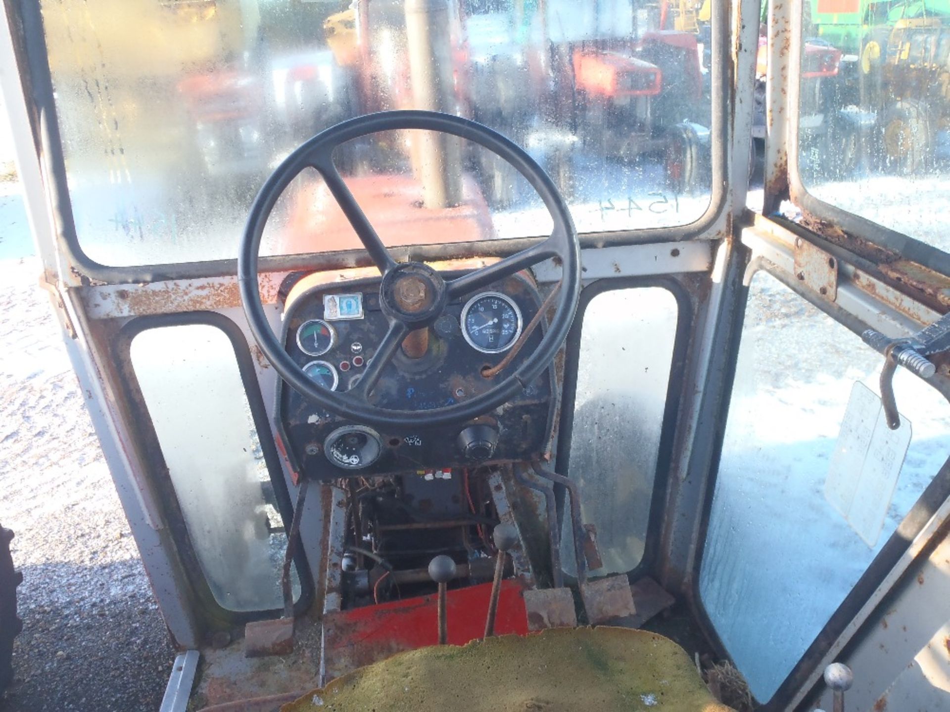 Massey Ferguson 590 Tractor Ser No H242065 - Image 6 of 10