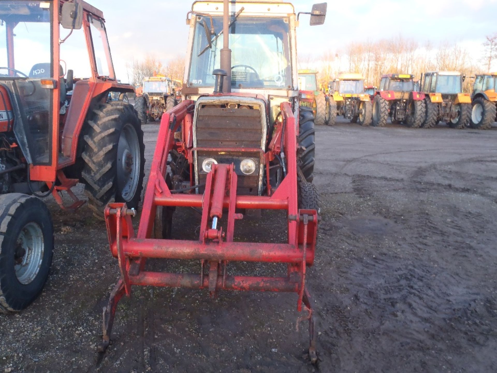 Massey Ferguson 675 Tractor with Loader. No V5. Reg.No. B916 FJS Ser No T181013 - Image 2 of 6