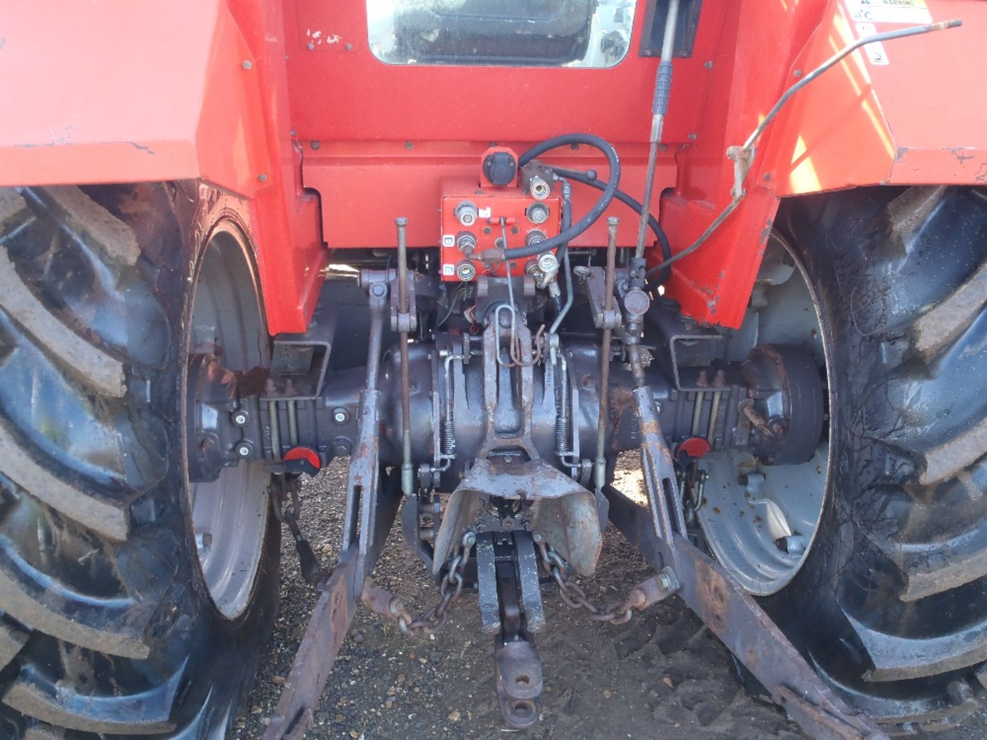 Massey Ferguson 690 2wd Tractor Reg No D136 UOJ Ser No 049010 - Image 5 of 11