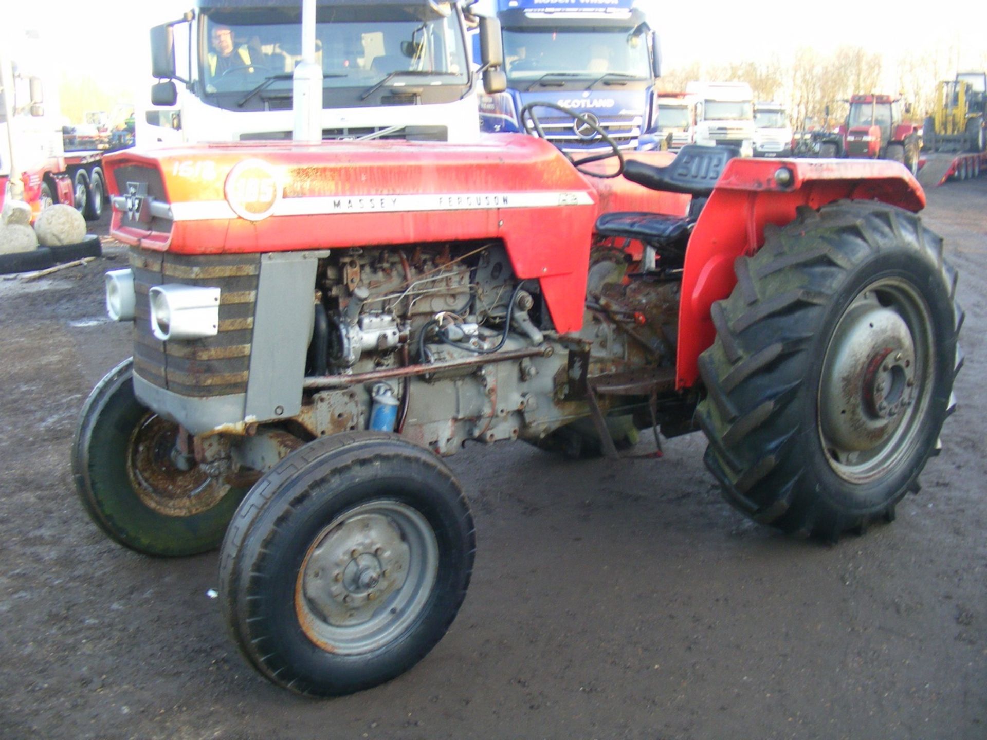 Massey Ferguson 165 2wd Tractor with Square Axle & Wet Brake - Image 2 of 3