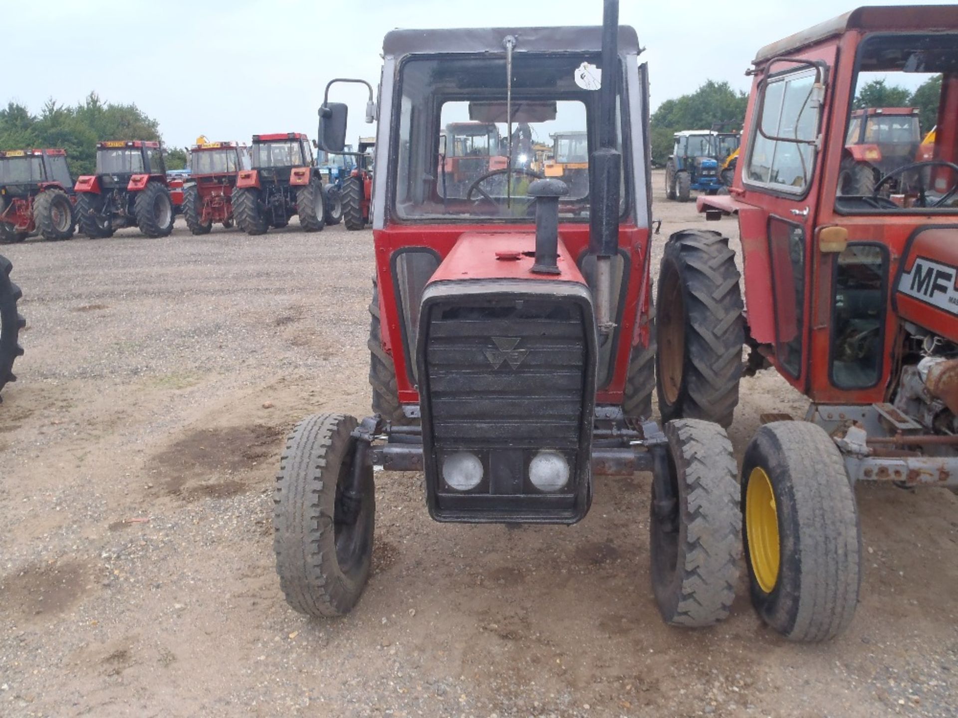 Massey Ferguson 550 2wd Tractor Reg No RVE 829S. Ser No 616529 - Image 2 of 9