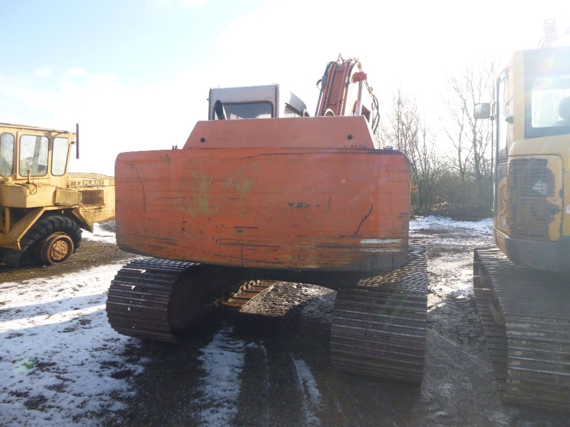 1995 Hitachi FH150LC.3 comes with Ditching Bucket at approx 7ft and Digging Bucket 4ft 6in. 12681 - Image 3 of 7