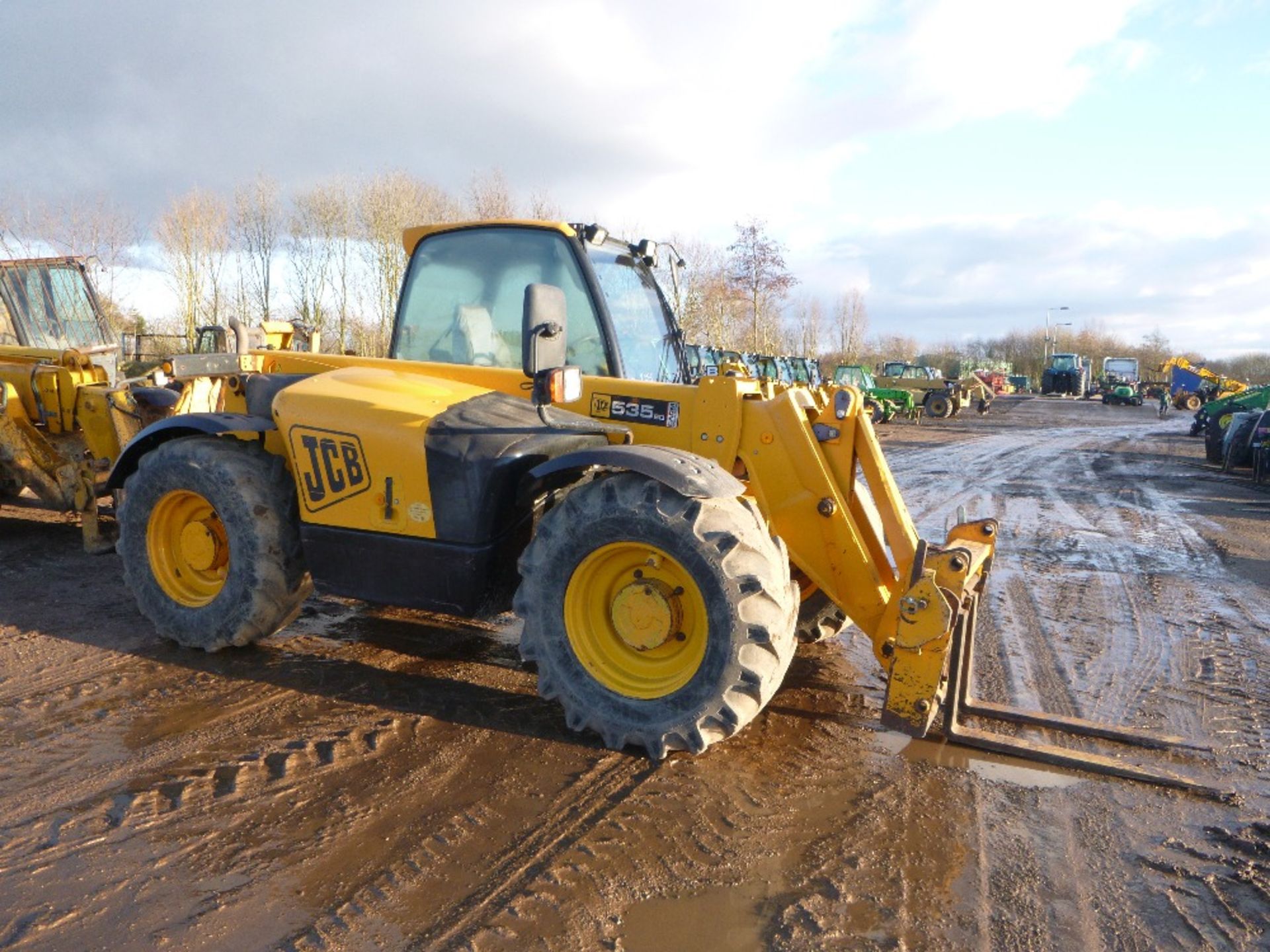 2004 JCB 535-60 Reg No. WM04 PUX. Serial No. 1066170 - Image 2 of 5