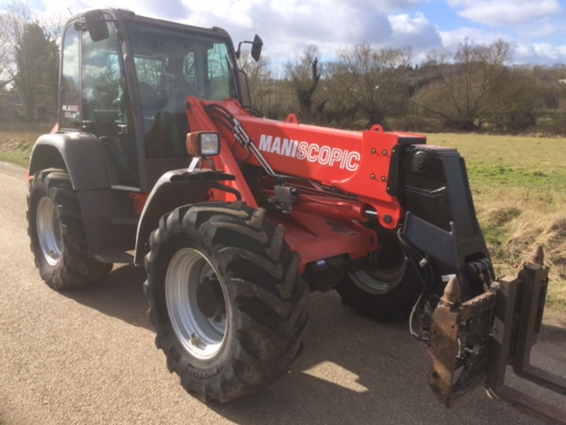 Manitou 628-120 Wheeled Loader Pin & Cone Carriage, Hydraulic Locking, Air Con. 6818 Hrs. V5 will be - Image 2 of 5