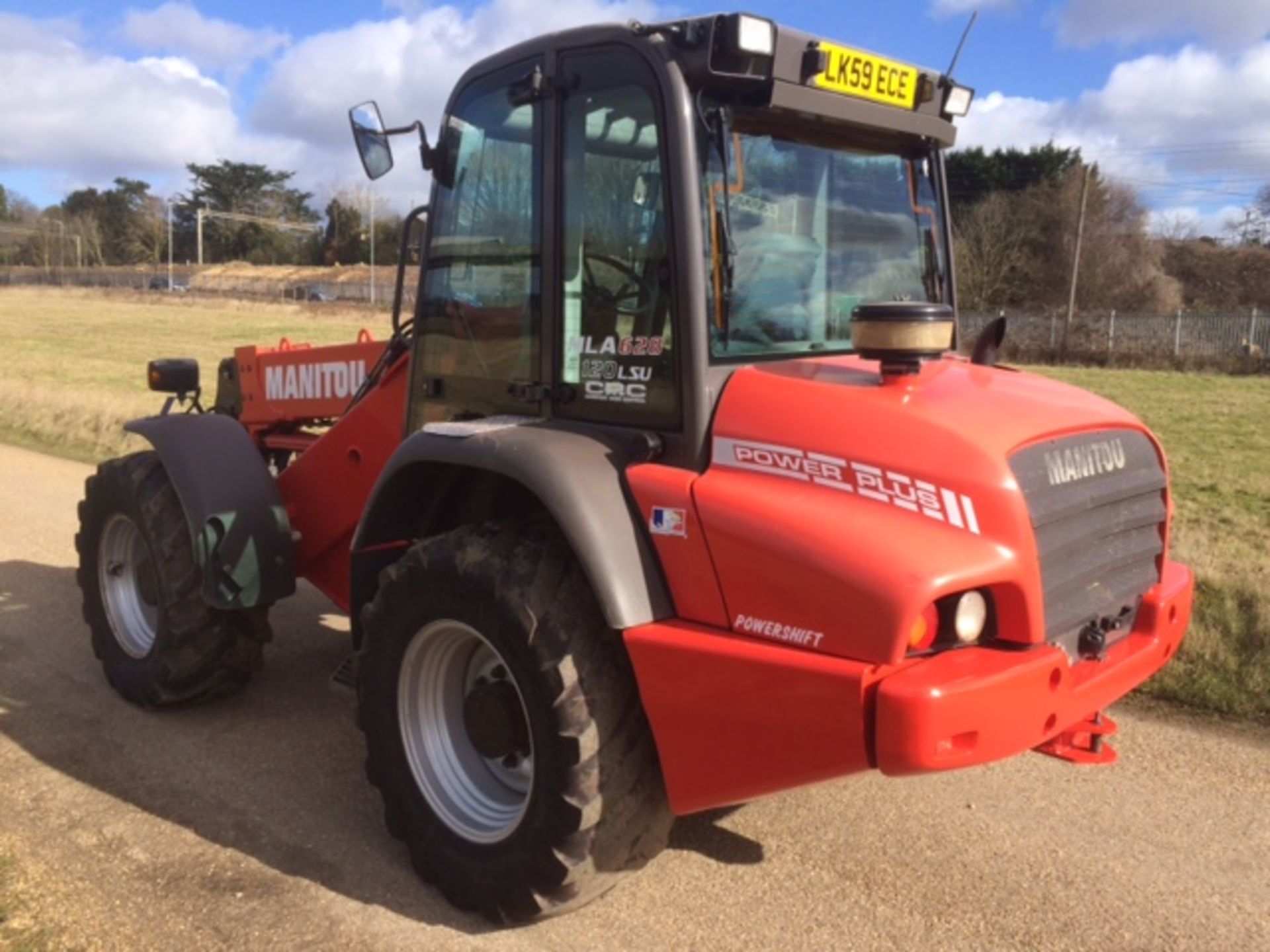 Manitou 628-120 Wheeled Loader Pin & Cone Carriage, Hydraulic Locking, Air Con. 6818 Hrs. V5 will be - Image 4 of 5