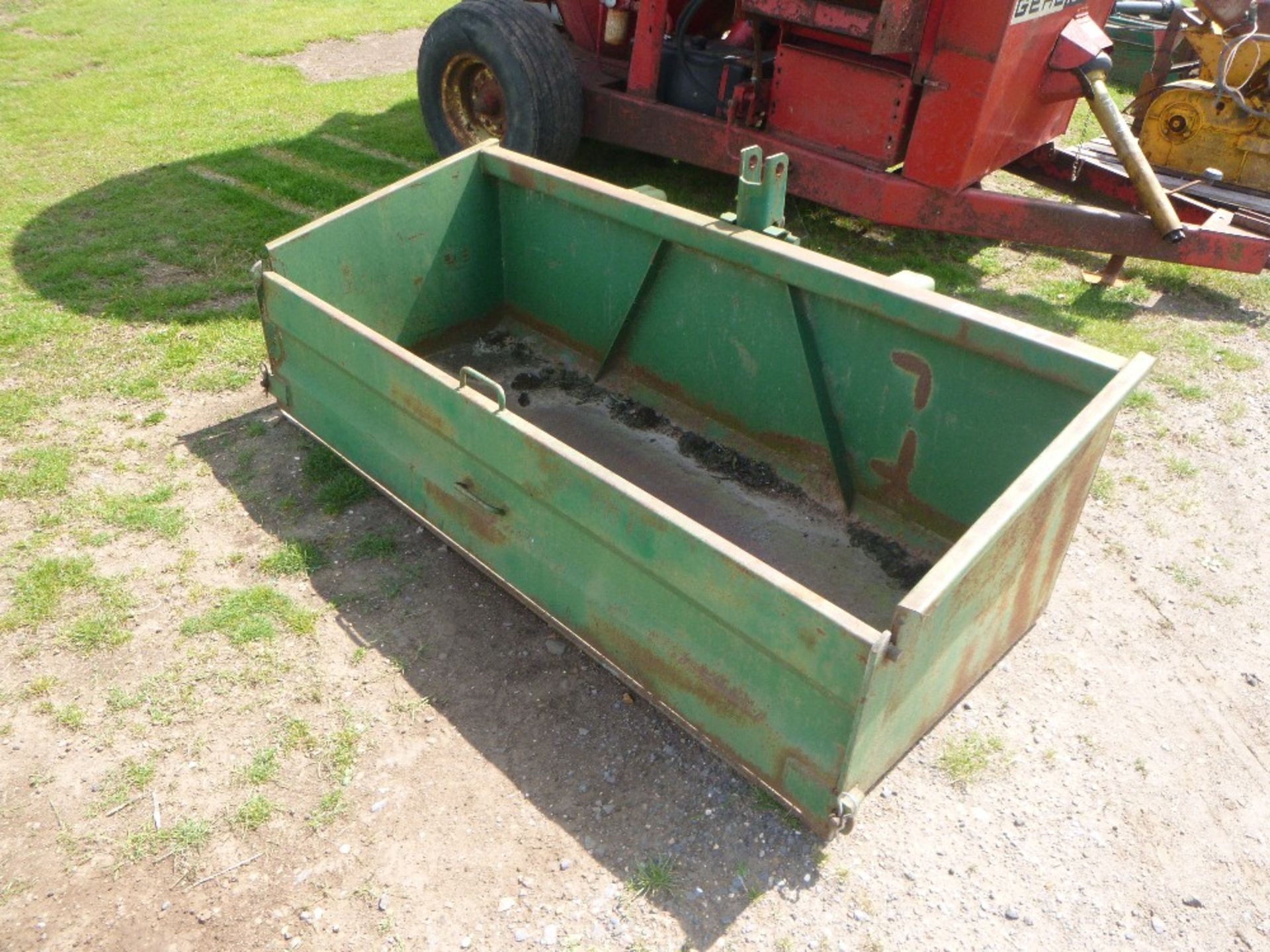 6ft Wide Tipping Transport Box - Image 2 of 2