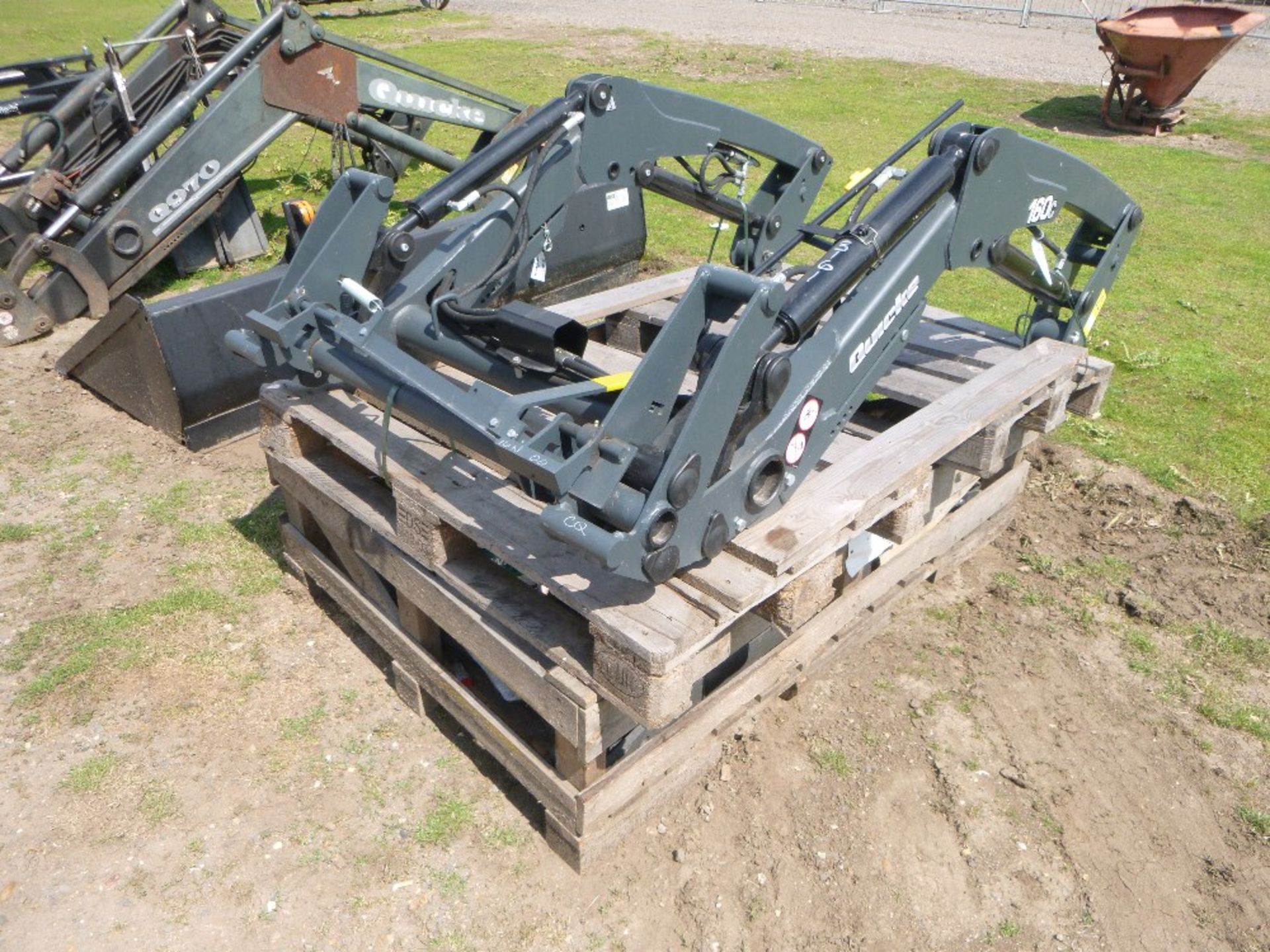 Quicke 160 Loader with MF Brackets
