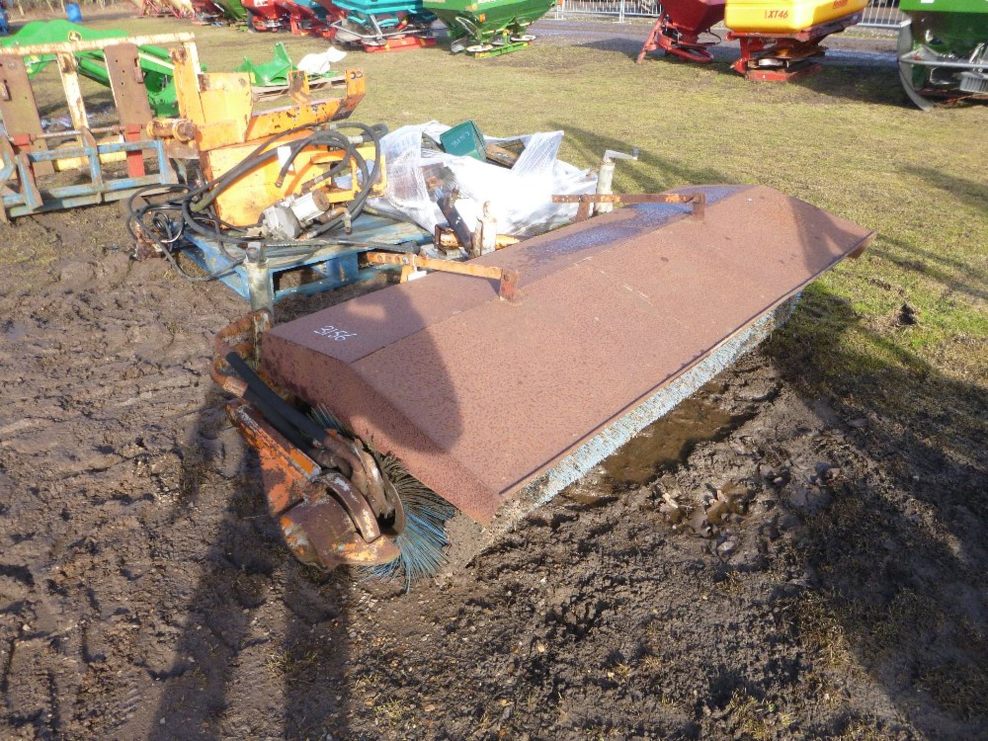 Front Mounted Tractor Road Brush Kit Off a Ford