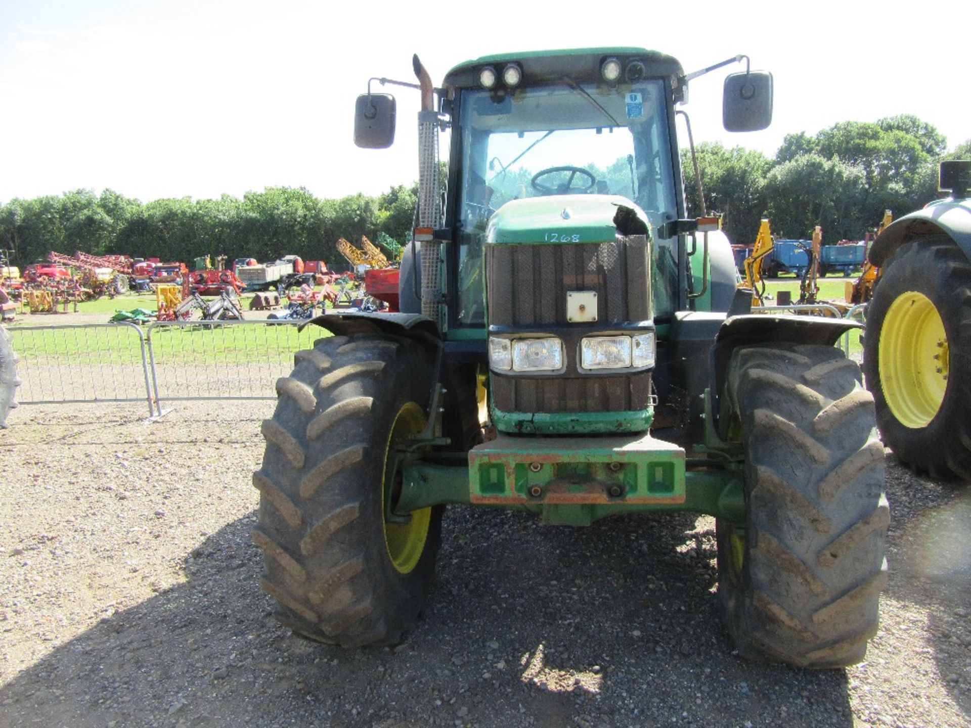 John Deere 6920 Premium TLS Tractor With Air Con. Reg.No. SF06 DDZ. Ser.No.489472 - Image 2 of 12