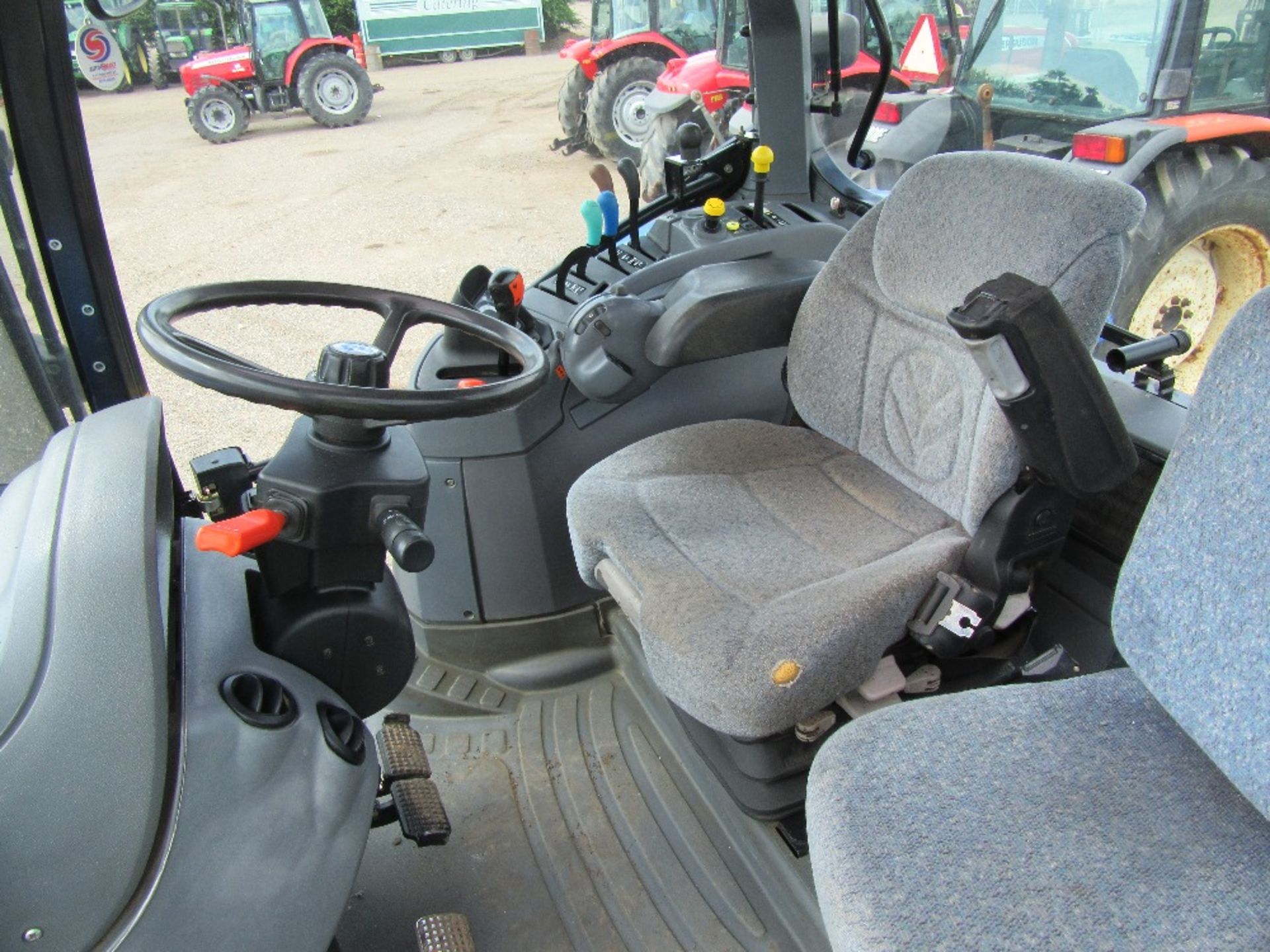 2004 New Holland TSA115 Tractor. V5 will be supplied. Reg.No. NX04 RXW Ser No ACP234025 - Image 21 of 28