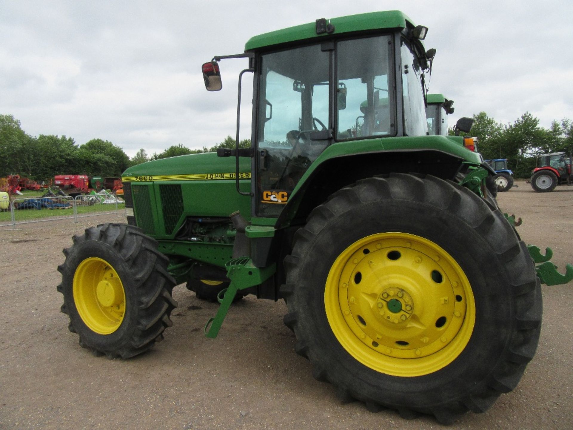 1993 John Deere 7600 140hp Tractor. V5 will be supplied.  Ser.No. H001940 - Image 9 of 9