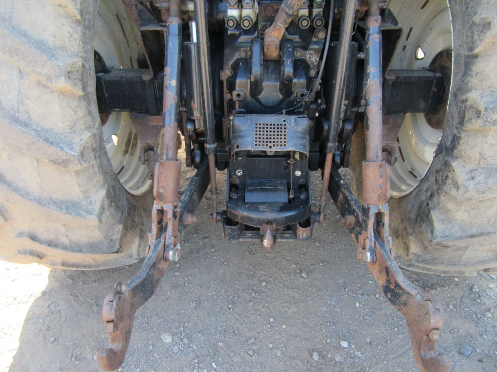 2003 New Holland TM190 4wd Power Command Tractor, Manual Spools Reg No NU52 UFN Ser No ACM199035 - Image 6 of 14