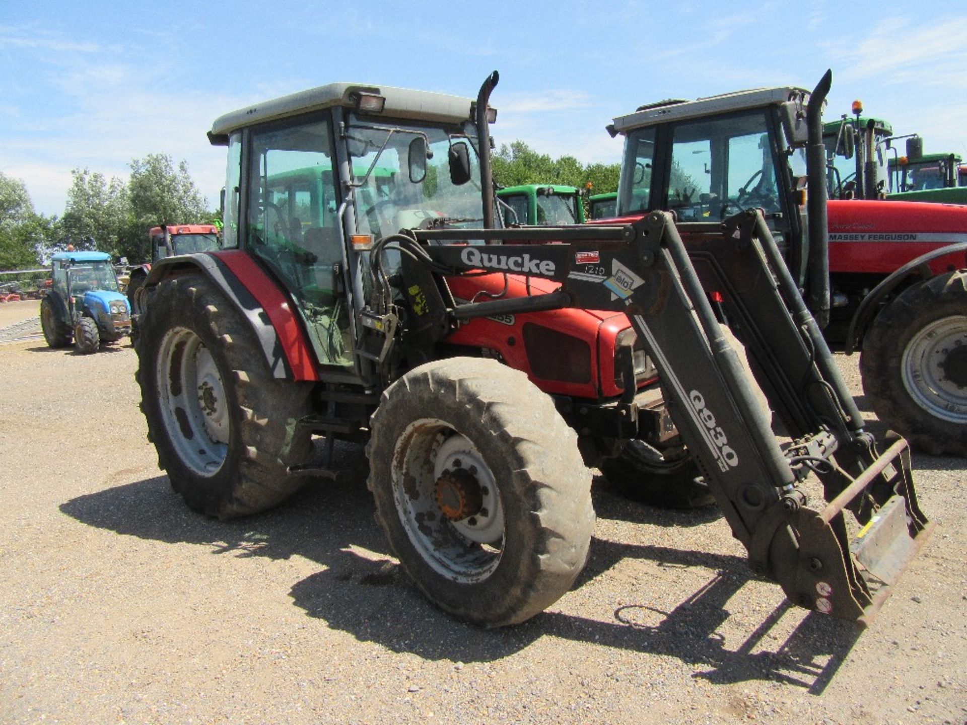 2001 Massey Ferguson 4355 Tractor With Quickie Loader. 4340 hrs. V5 will be supplied. Reg.No. FX51 - Image 3 of 13