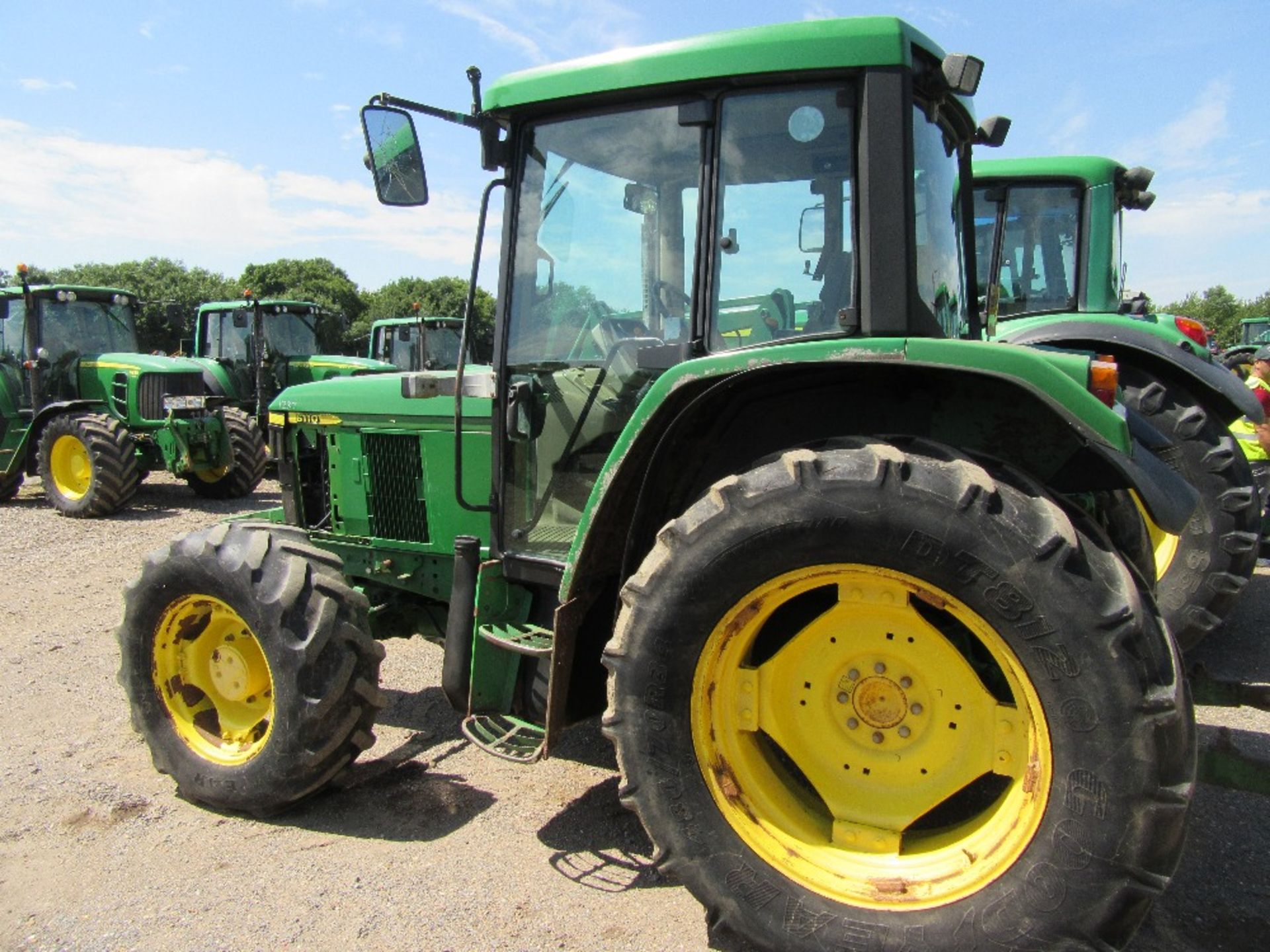 John Deere 6110 4wd Power Quad Tractor. No V5. Reg.No. W864 VOD Ser No 274226 - Image 8 of 15