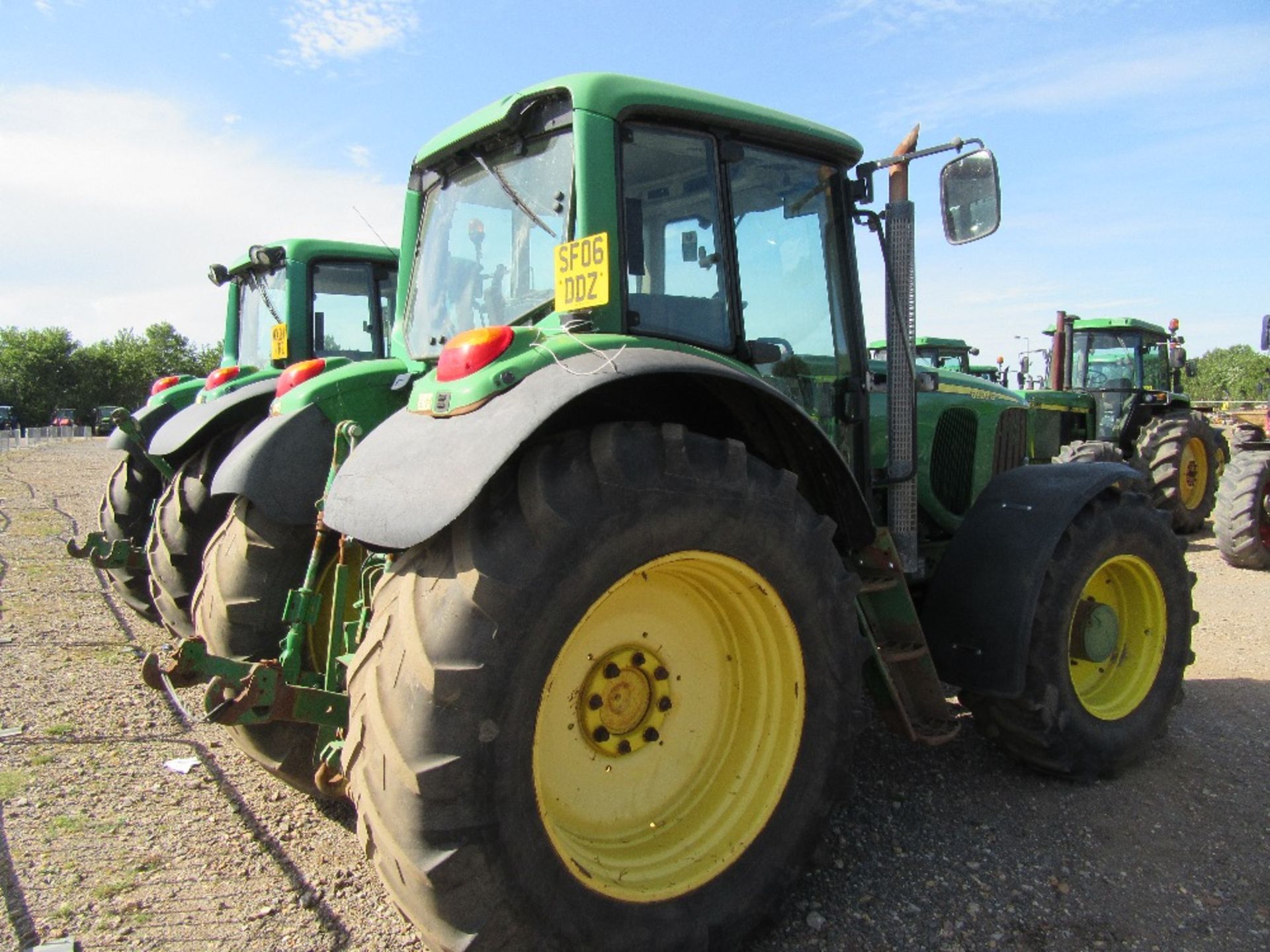 John Deere 6920 Premium TLS Tractor With Air Con. Reg.No. SF06 DDZ. Ser.No.489472 - Image 4 of 12