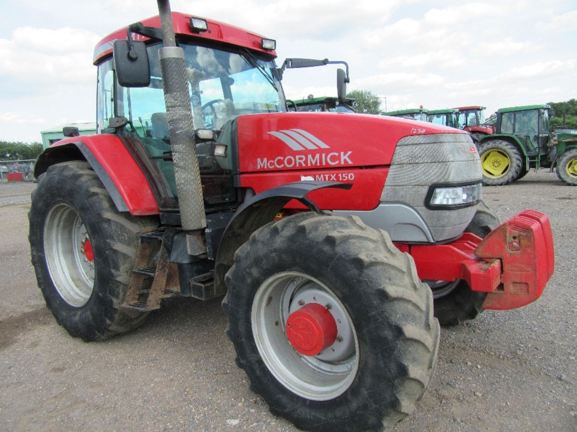 McCormick MTX150 40k Tractor with Front & Cab Suspension, Front Weights, Air Seat & Air Con. V5 will - Image 3 of 16